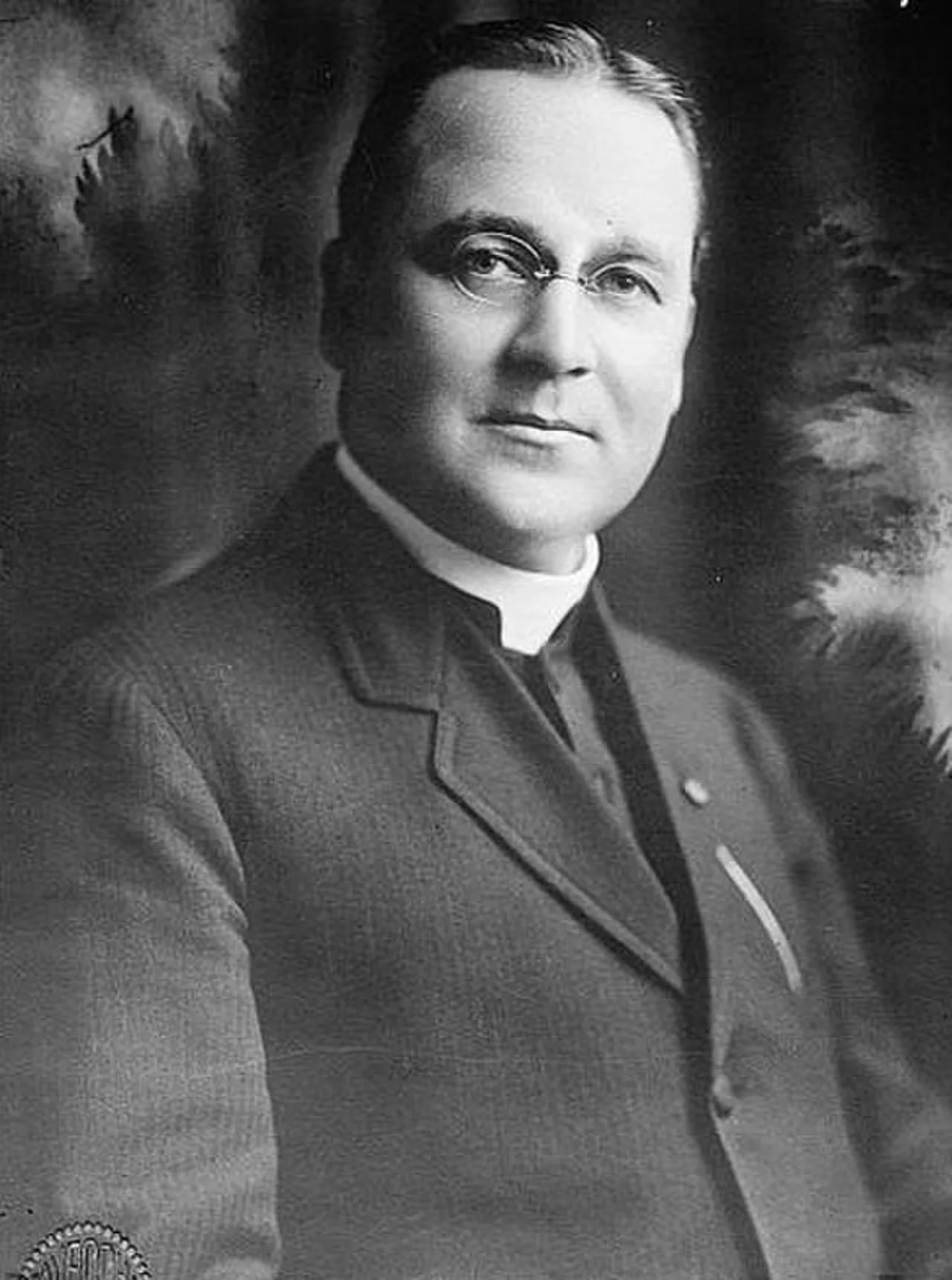 Portrait of Francis Kelley (1870–1948) – memorial page