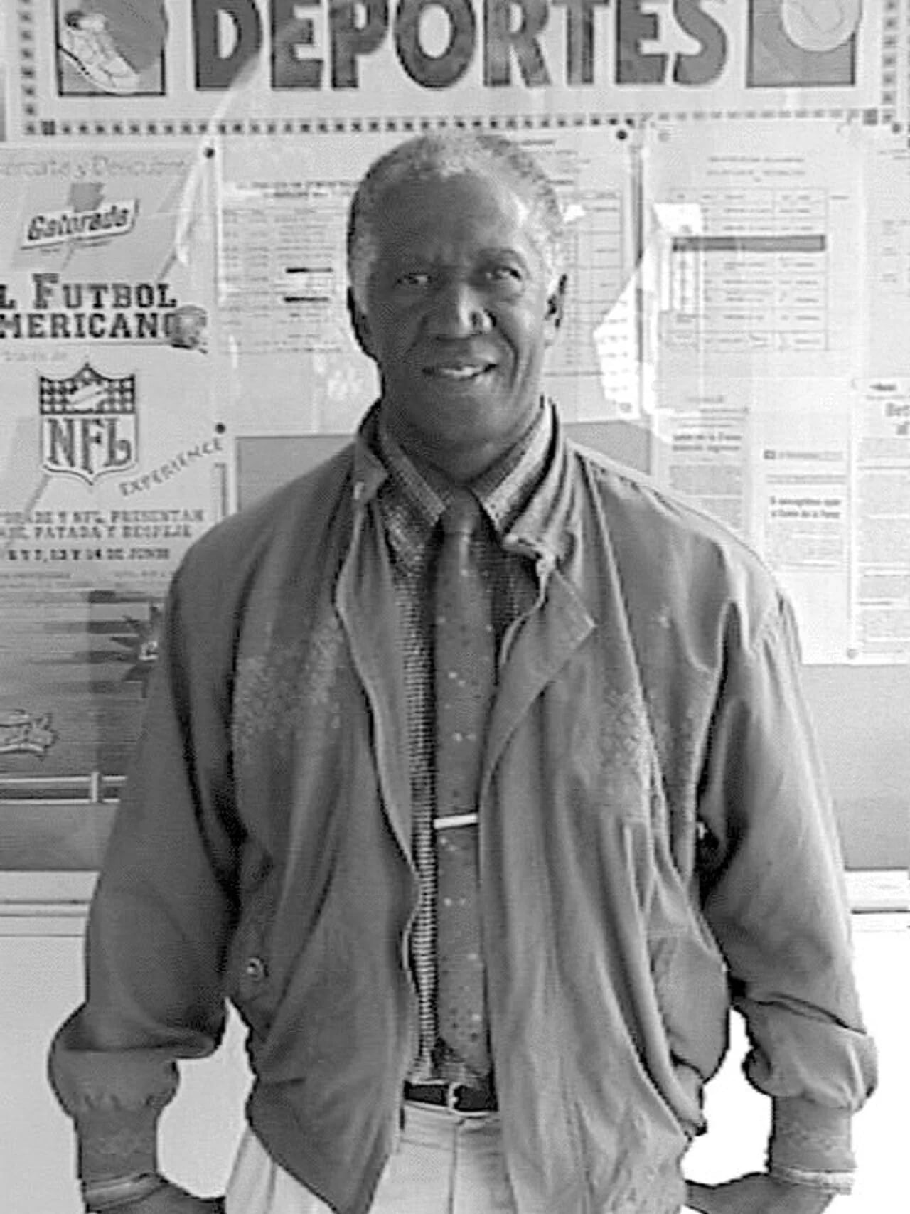Portrait of Héctor Thomas (1938–2008) – memorial page