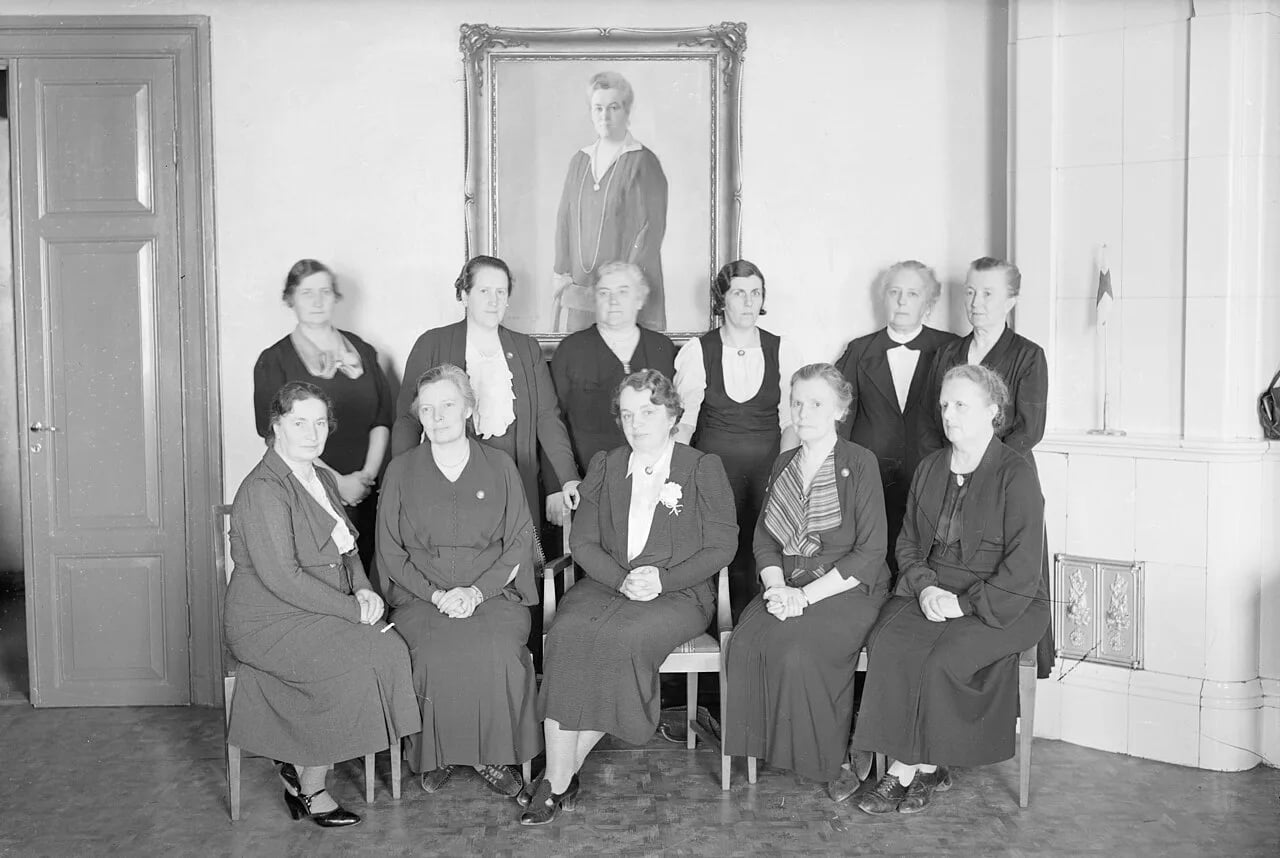 Portrait of Toini Jännes (1884–1942) – memorial page