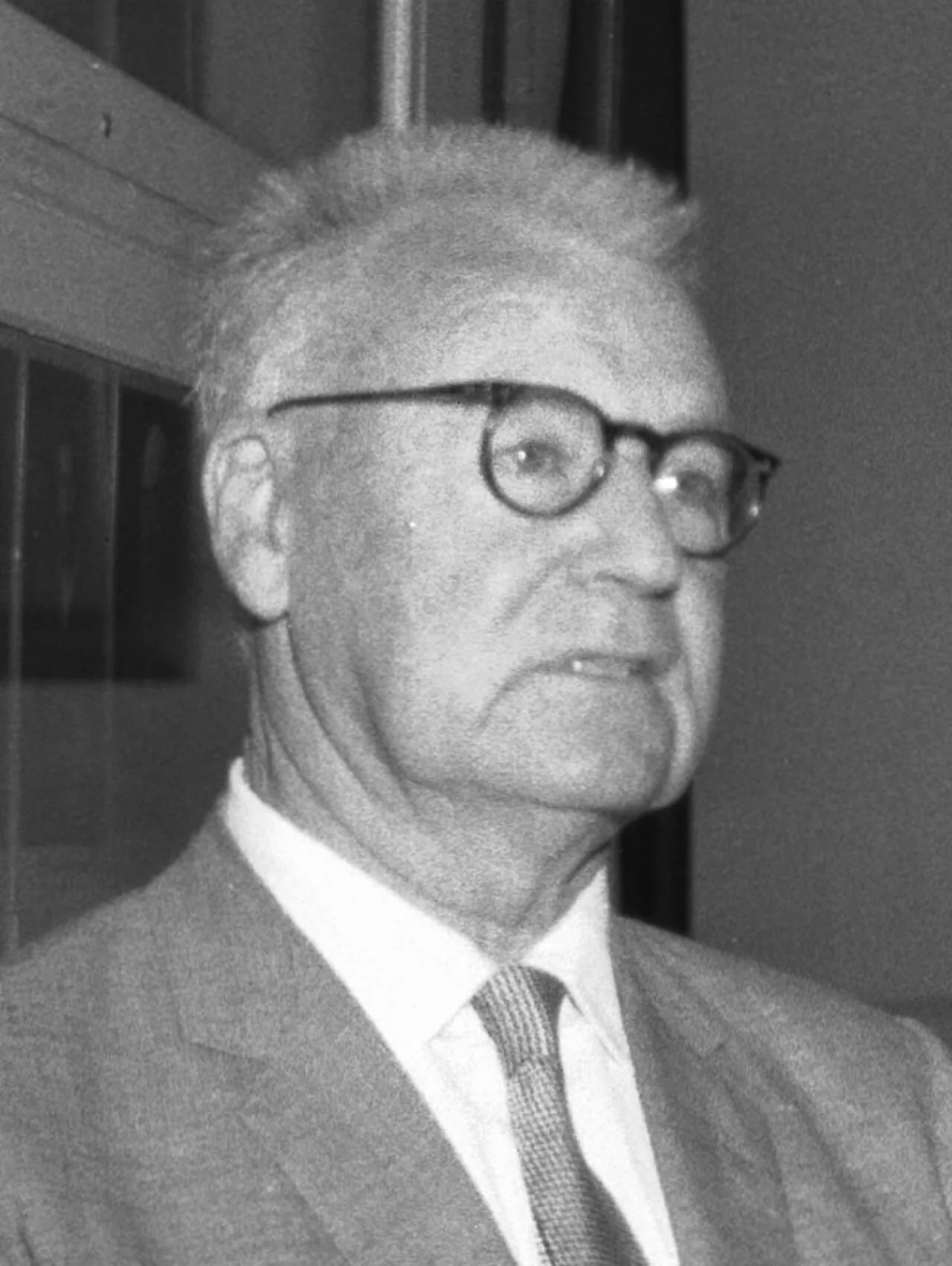 Porträt von Frank Clune (1893–1971) – Gedenkseite