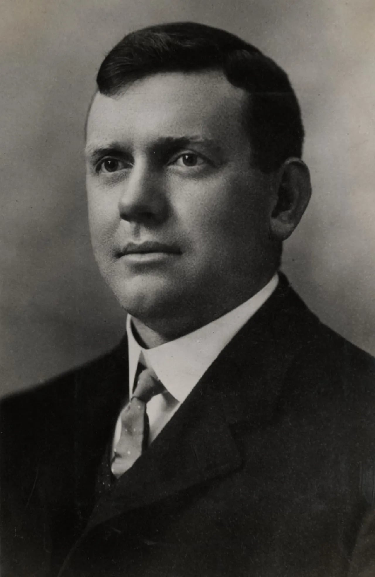 Portrait of Frank Dwyer (1868–1943) – memorial page