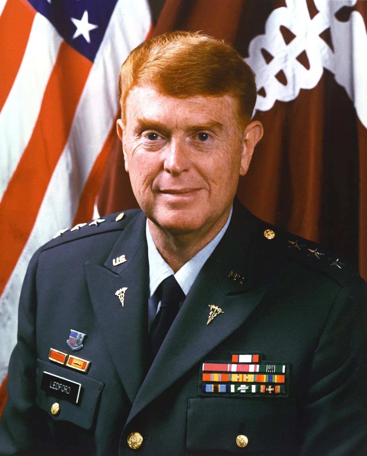 Portrait of Frank F. Ledford Jr. (1934–2019) – memorial page
