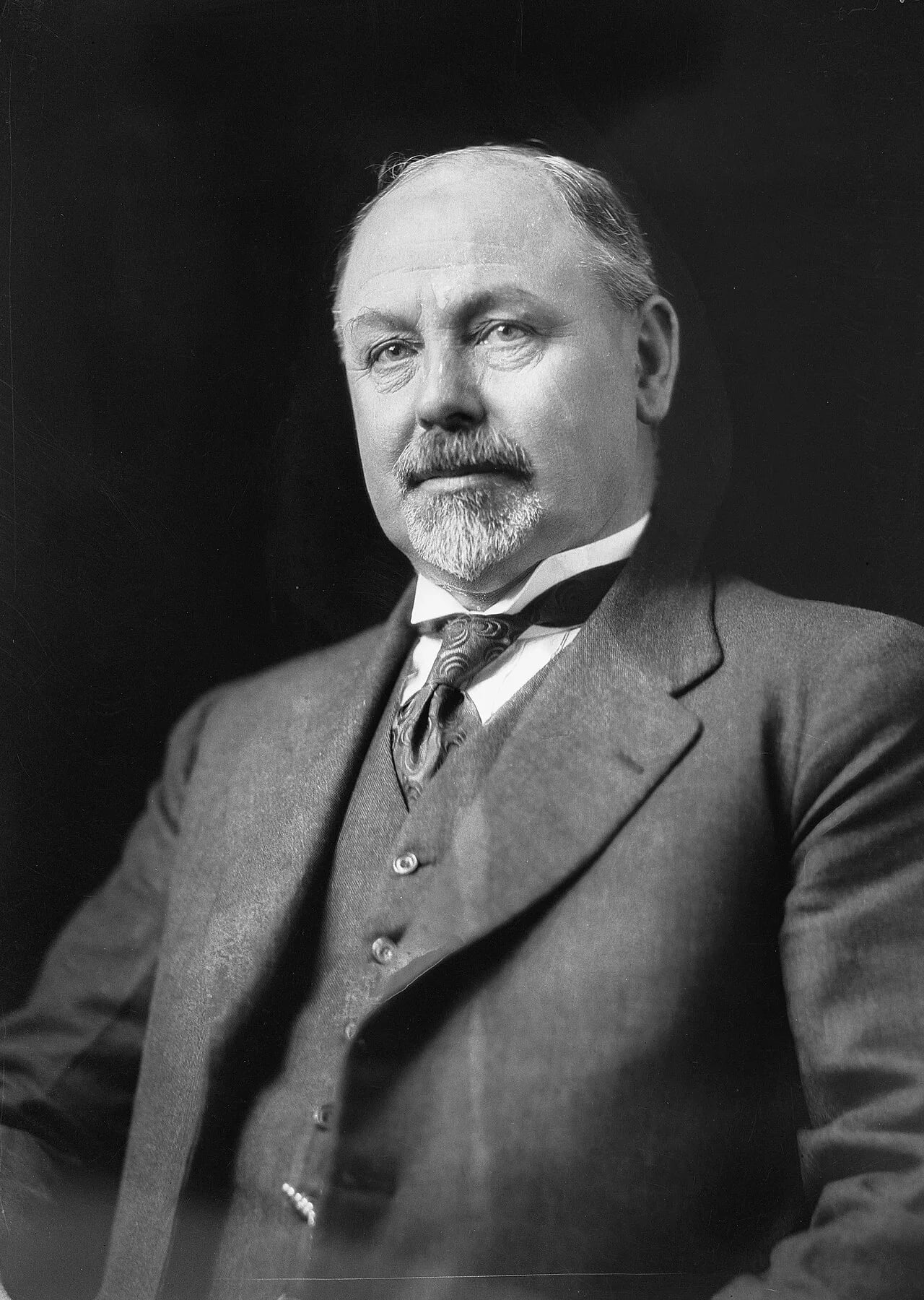 Portrait of Frank Hockly (1865–1936) – memorial page