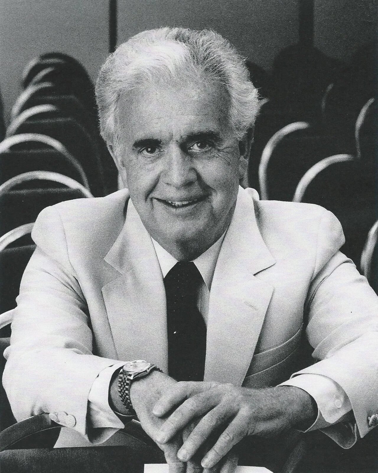 Portrait of Frank J. Kelley (1924–2021) – memorial page