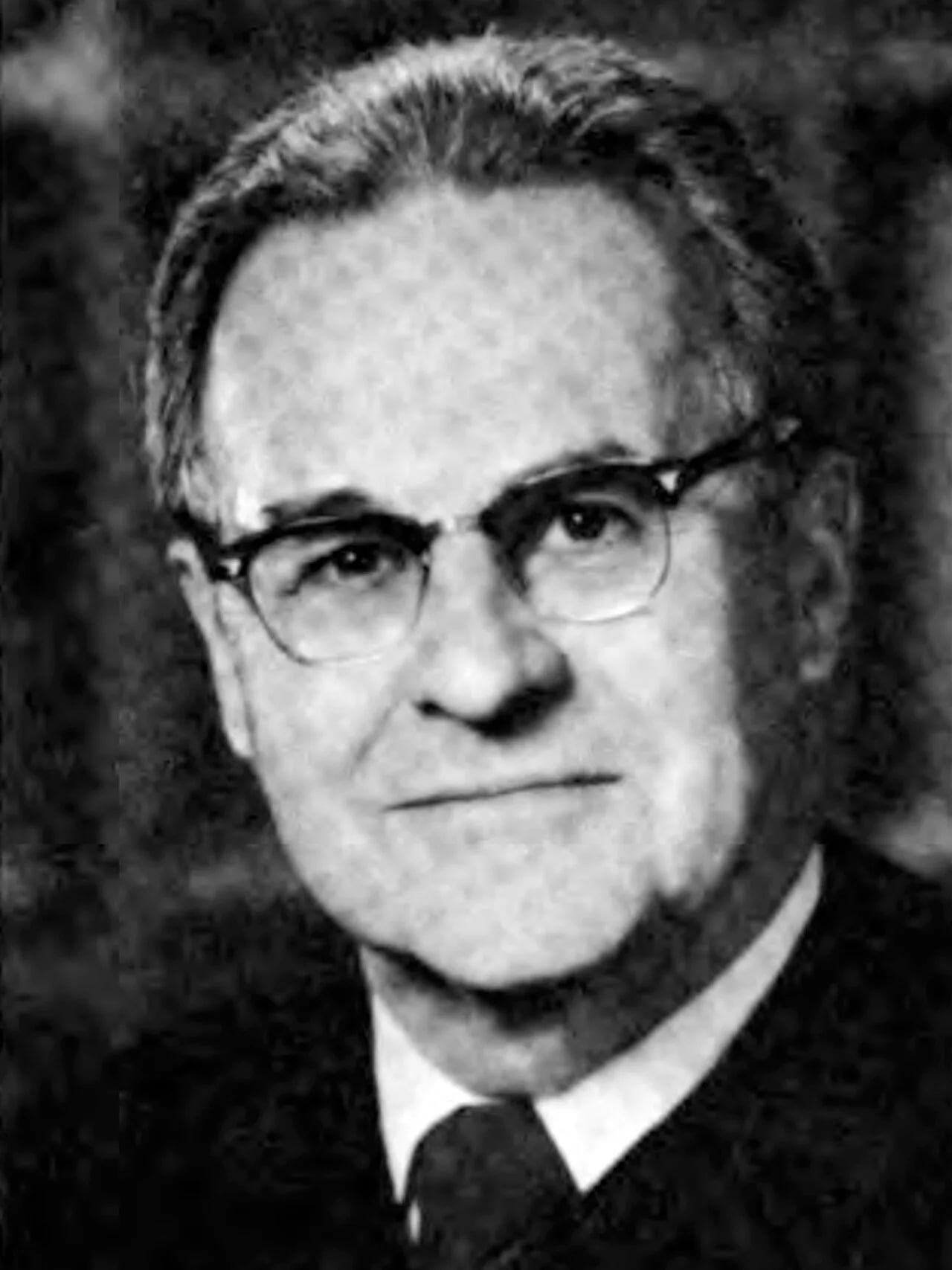 Portrait of Frank K. Richardson (1914–1999) – memorial page
