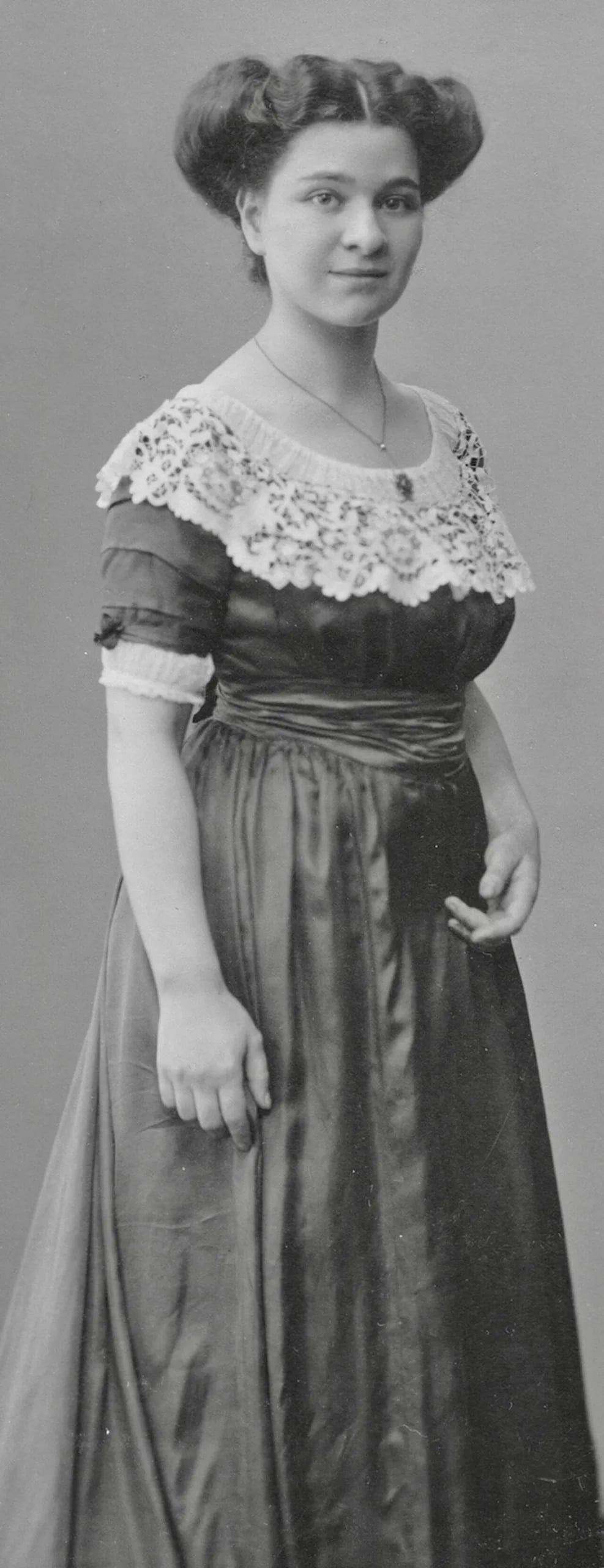 Portrait of Franziska Schlopsnies (1884–1944) – memorial page