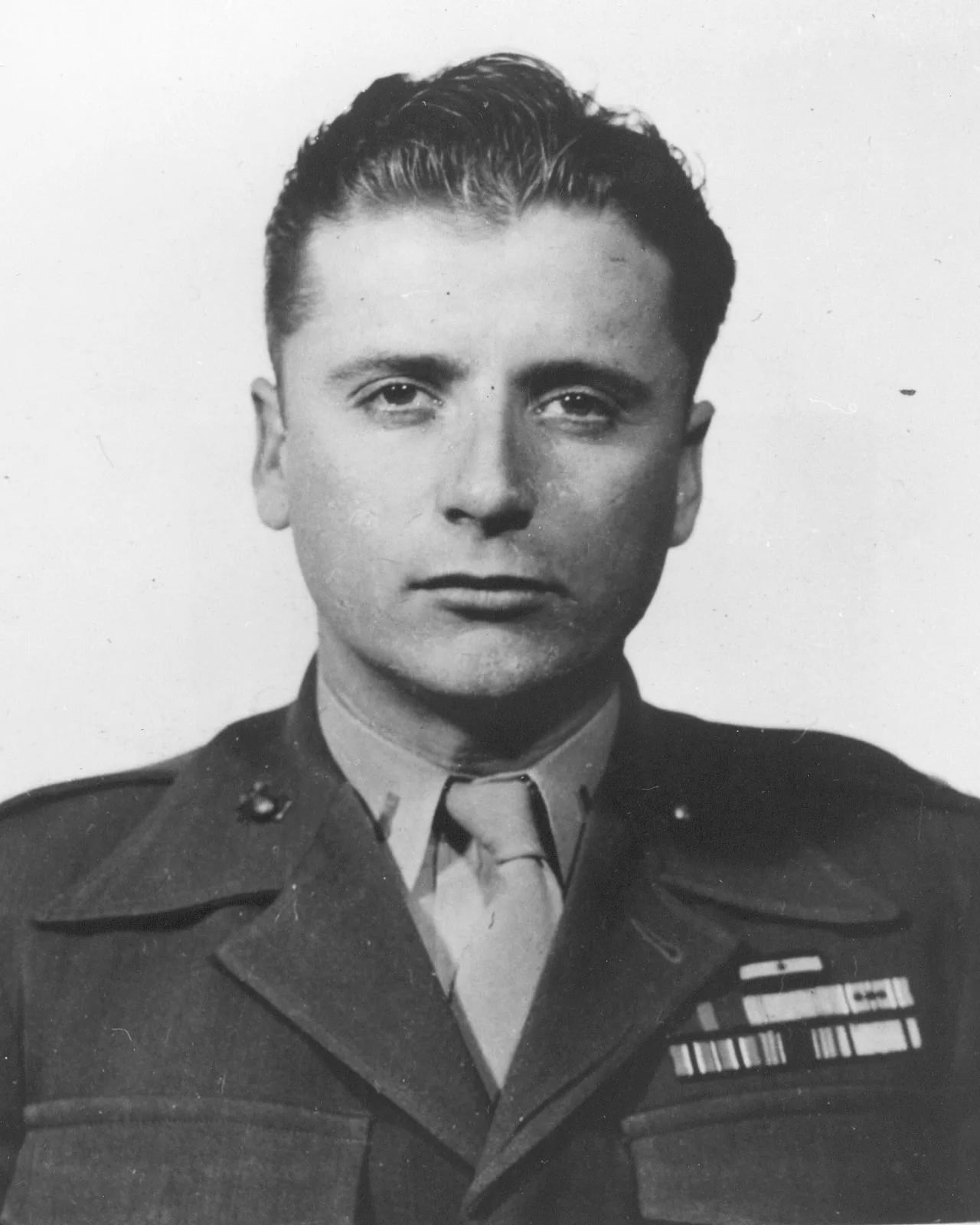 Portrait of Frank N. Mitchell (1921–1950) – memorial page