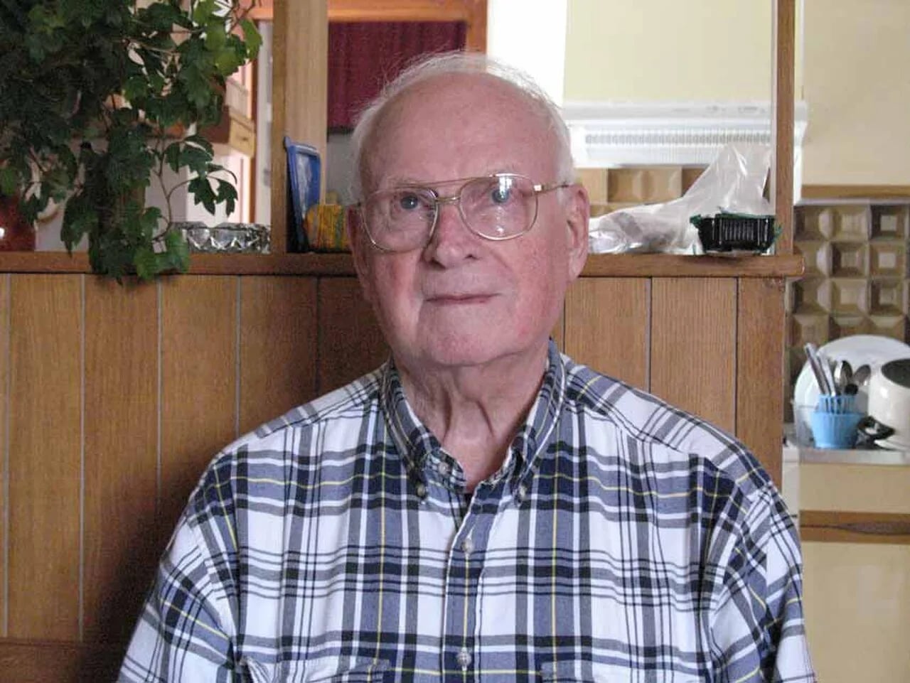 Porträt von Gino Gardassanich (1922–2010) – Gedenkseite