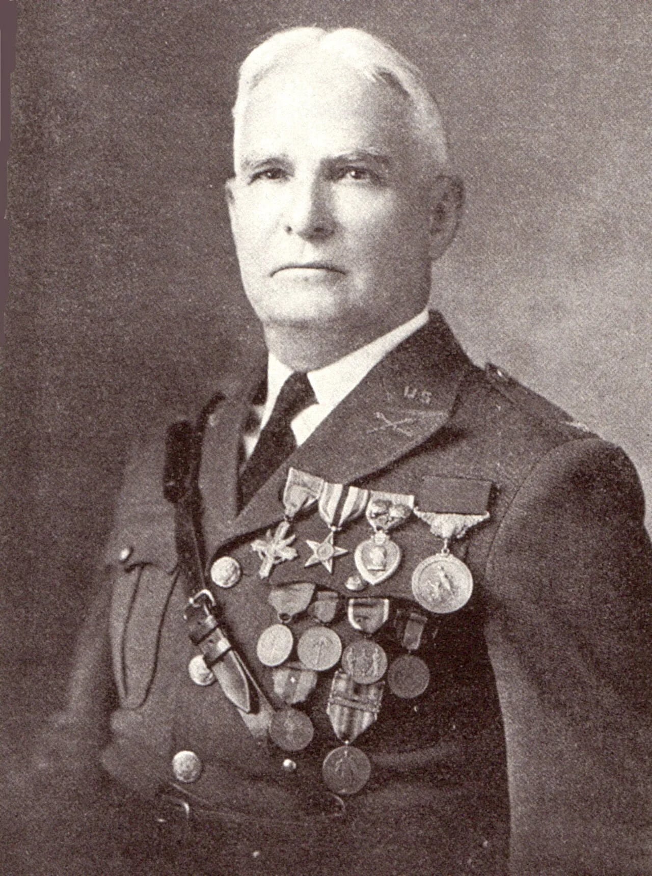 Porträt von Frank Tompkins (1868–1954) – Gedenkseite