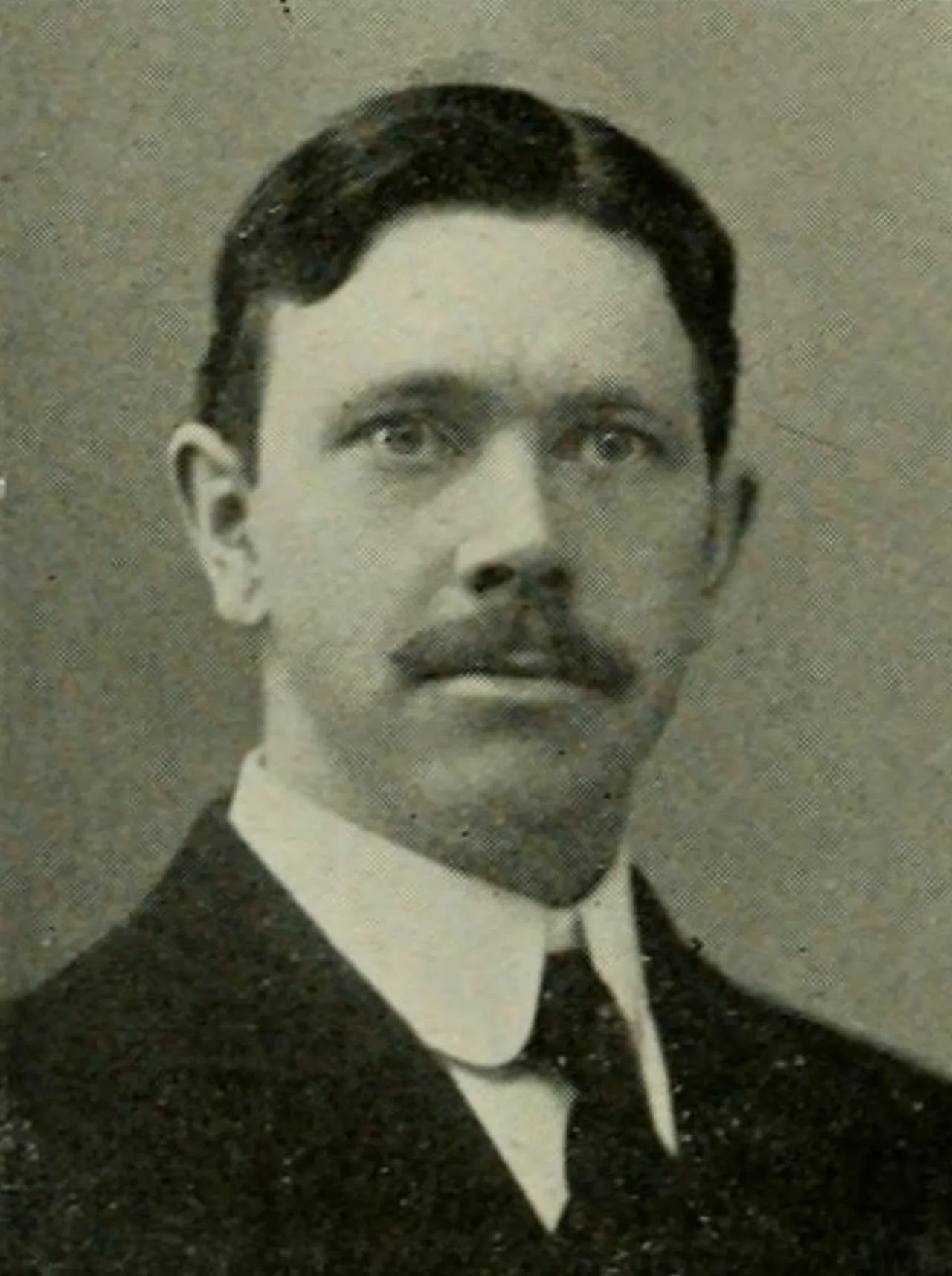 Portrait of Frank W. White (1880–1947) – memorial page