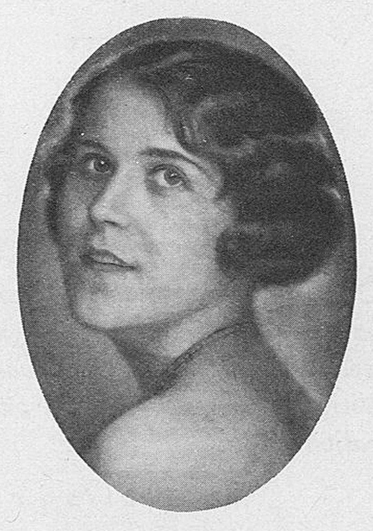 Portrait of Liisa Pakarinen (1911–1973) – memorial page