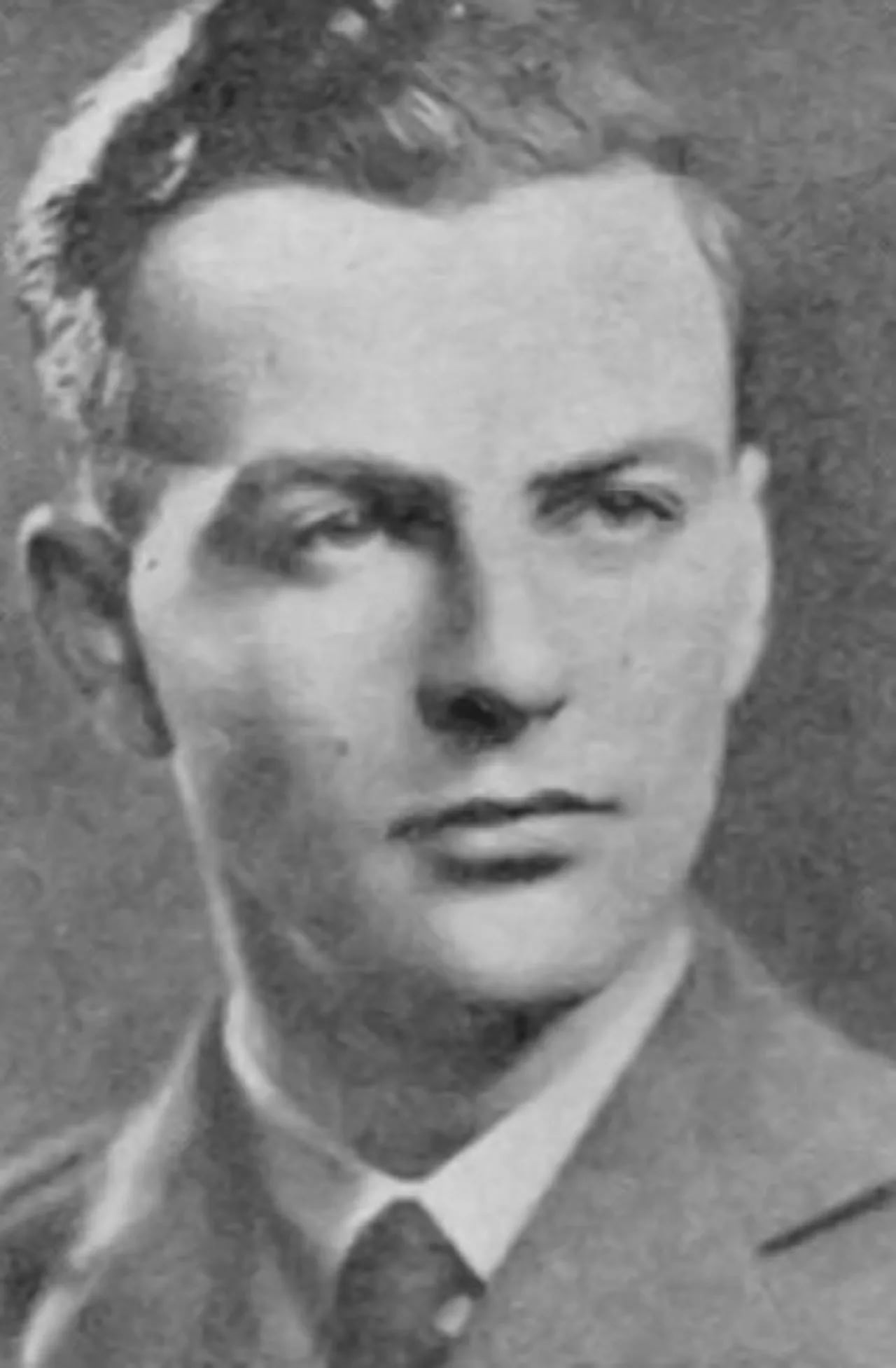 Portrait of Fraser Barron (1921–1944) – memorial page