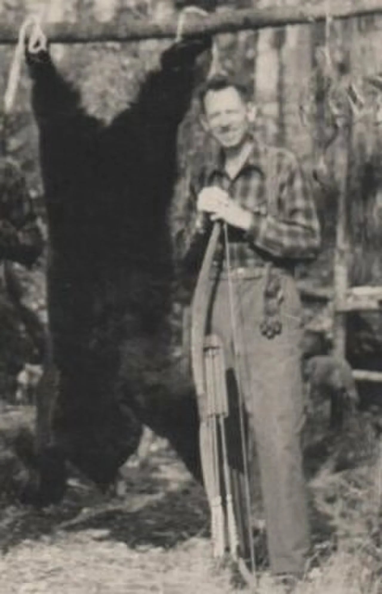 Porträt von Fred Bear (1902–1988) – Gedenkseite