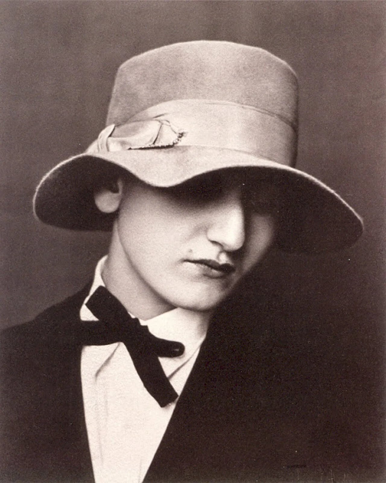 Portrait of Anita Brenner (1905–1974) – memorial page