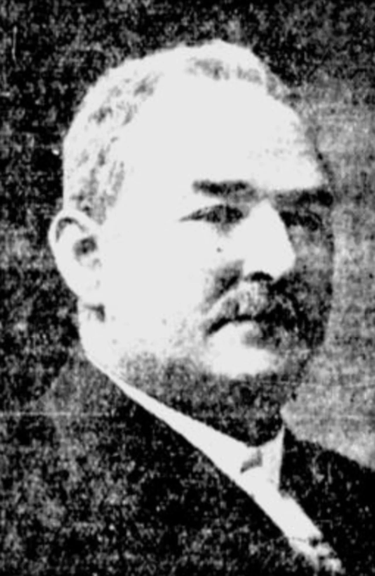 Portrait of Fred Davis (1868–1945) – memorial page