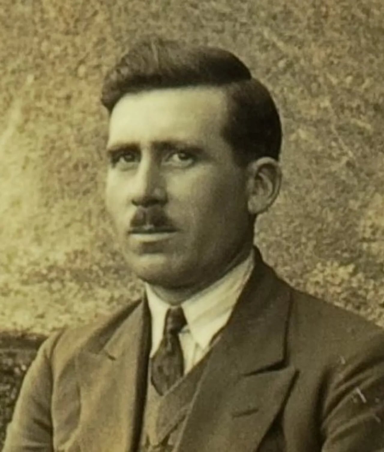Porträt von Marie-Joseph Bondoux (1895–1970) – Gedenkseite