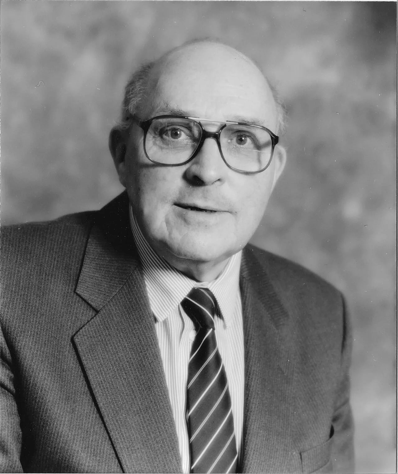Porträt von Frederick Brian Pickering (1927–2017) – Gedenkseite