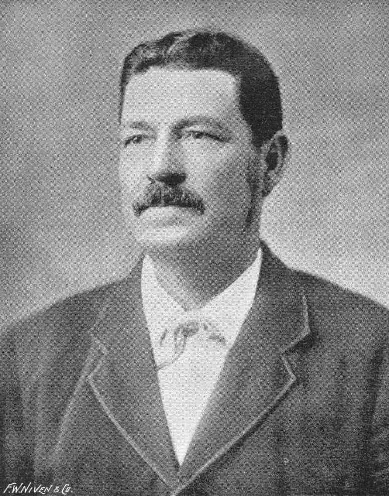 Porträt von Frederick Henry Piesse (1853–1912) – Gedenkseite