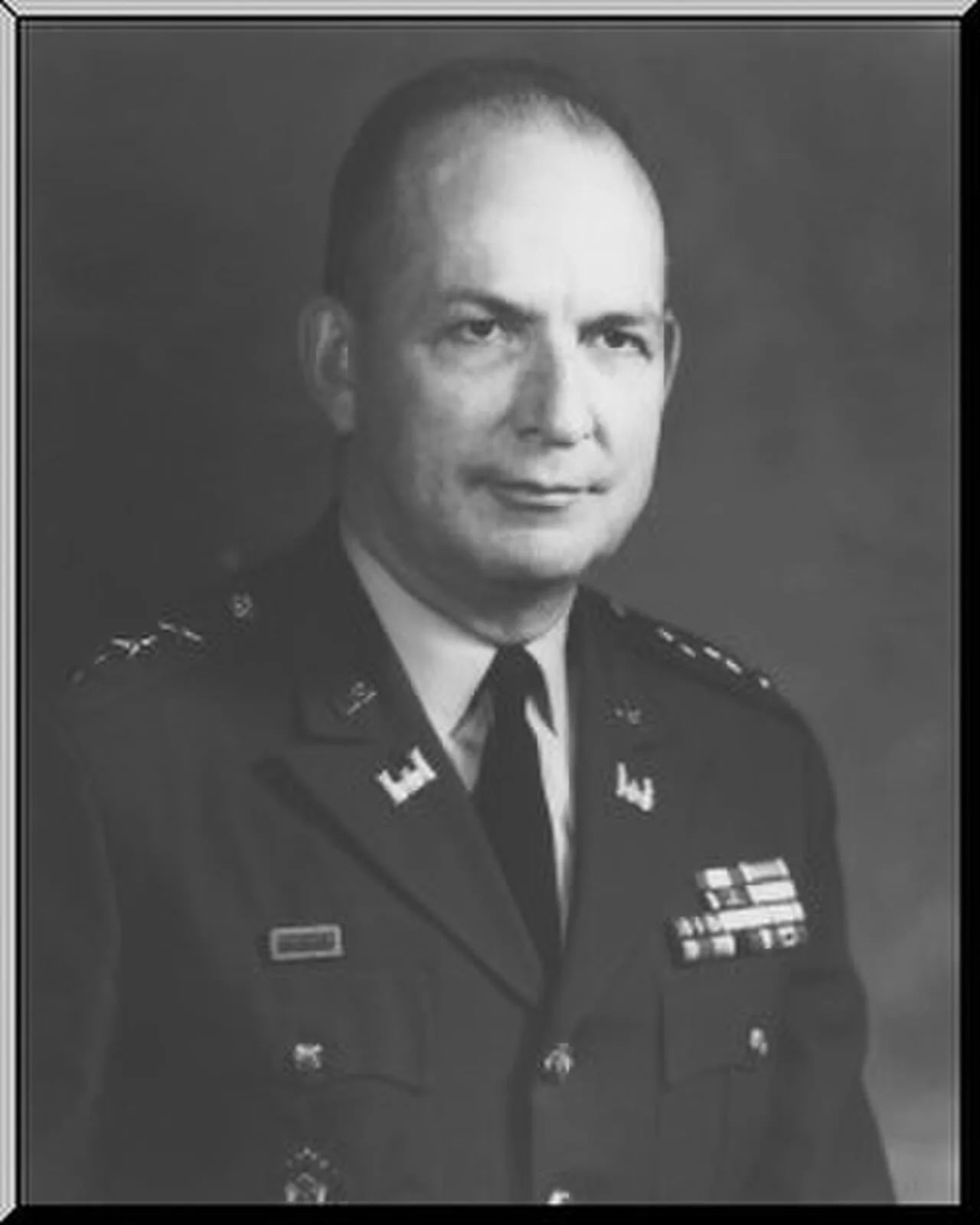 Portrait of Frederick J. Clarke (1915–2002) – memorial page