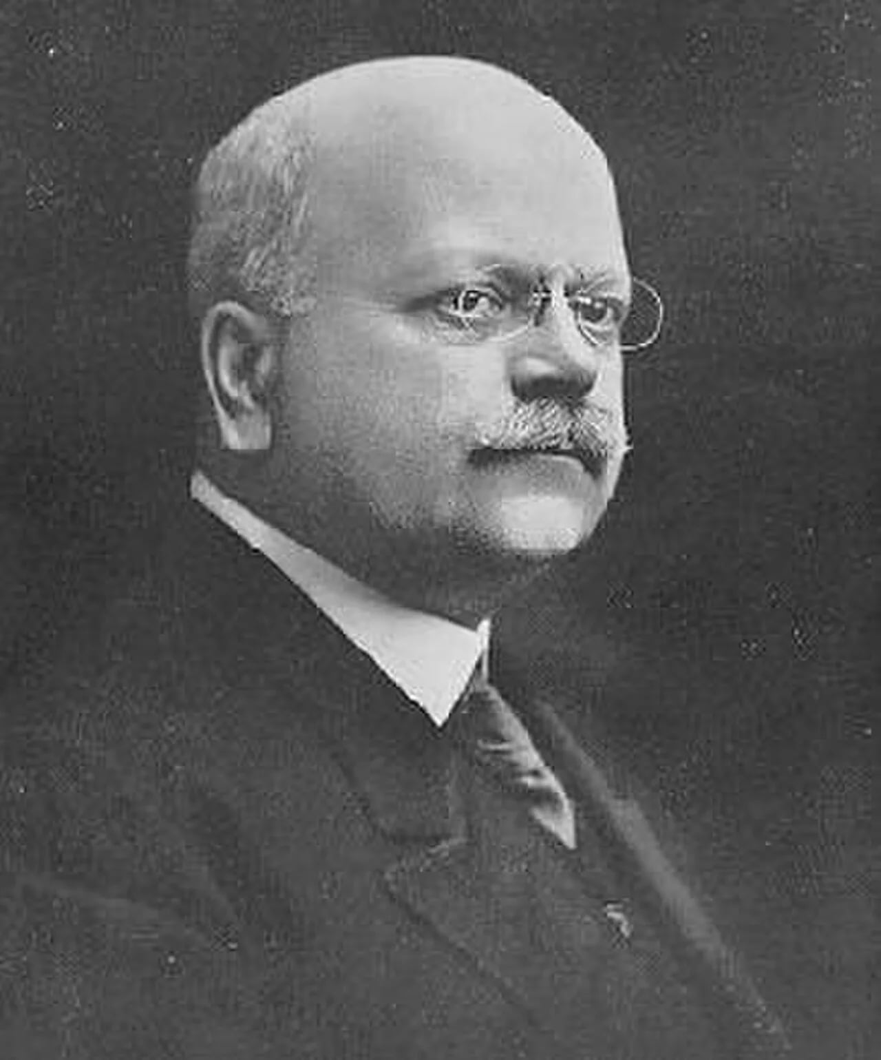 Porträt von Frederick W. Hinitt (1866–1927) – Gedenkseite