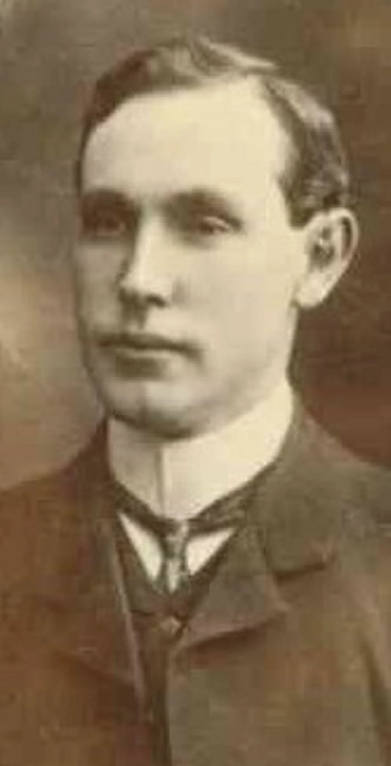 Portrait of Frederick William Young (1876–1948) – memorial page