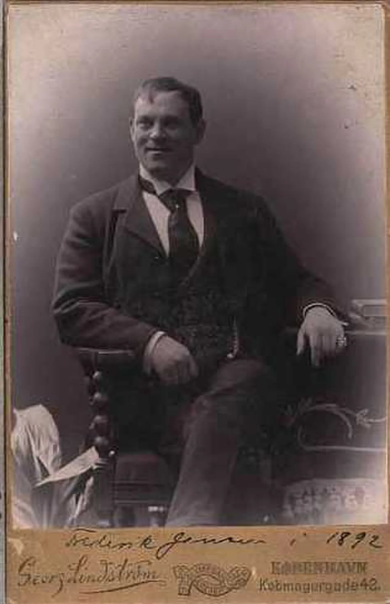 Porträt von Frederik Jensen (1863–1934) – Gedenkseite