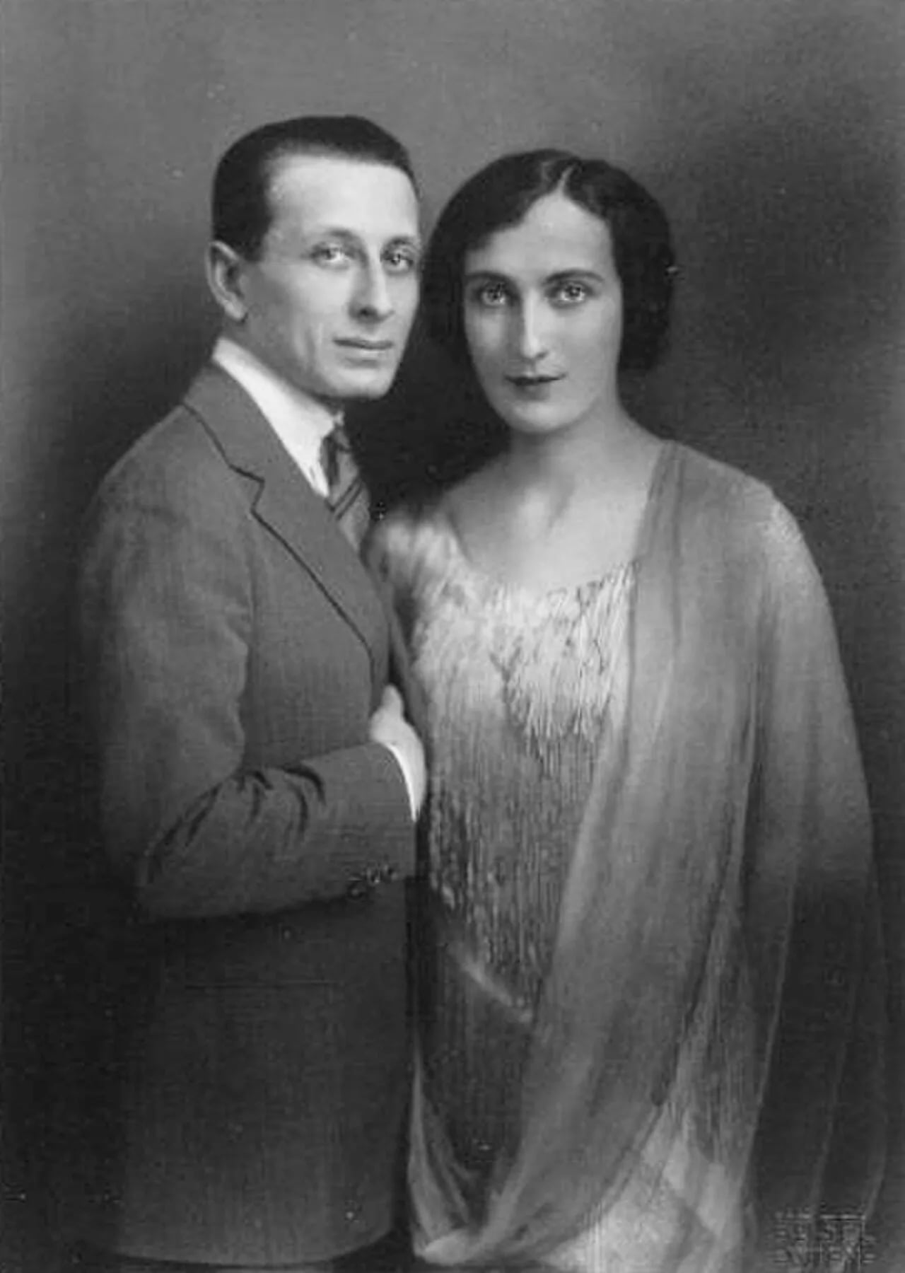 Portrait of Alexandre Tansman (1897–1986) – memorial page