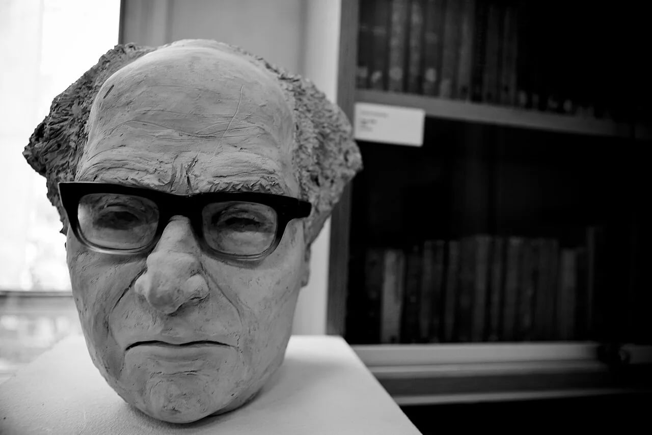 Porträt von Tony Cliff (1917–2000) – Gedenkseite
