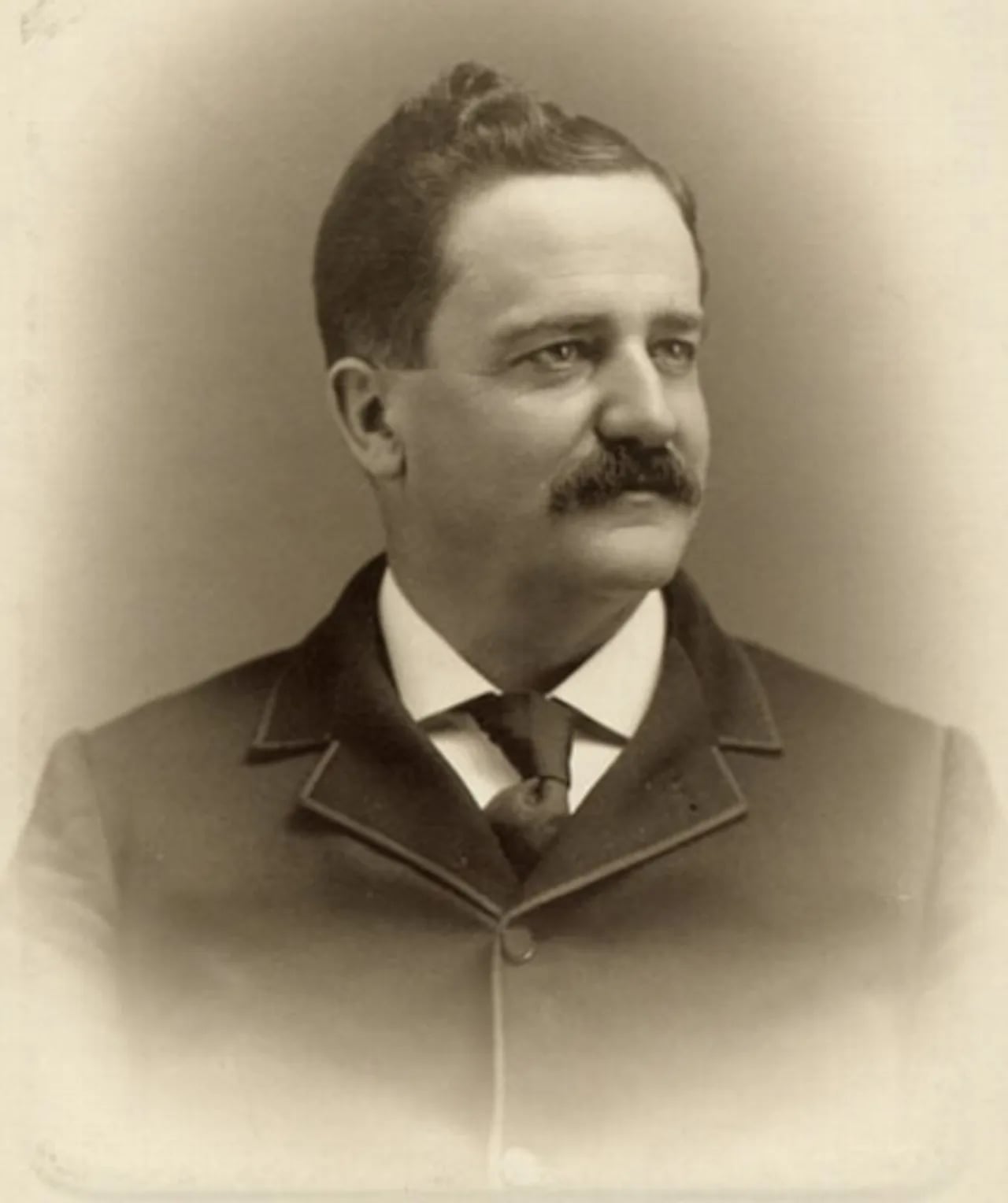Porträt von Frédéric-Hector Daigneault (1860–1933) – Gedenkseite