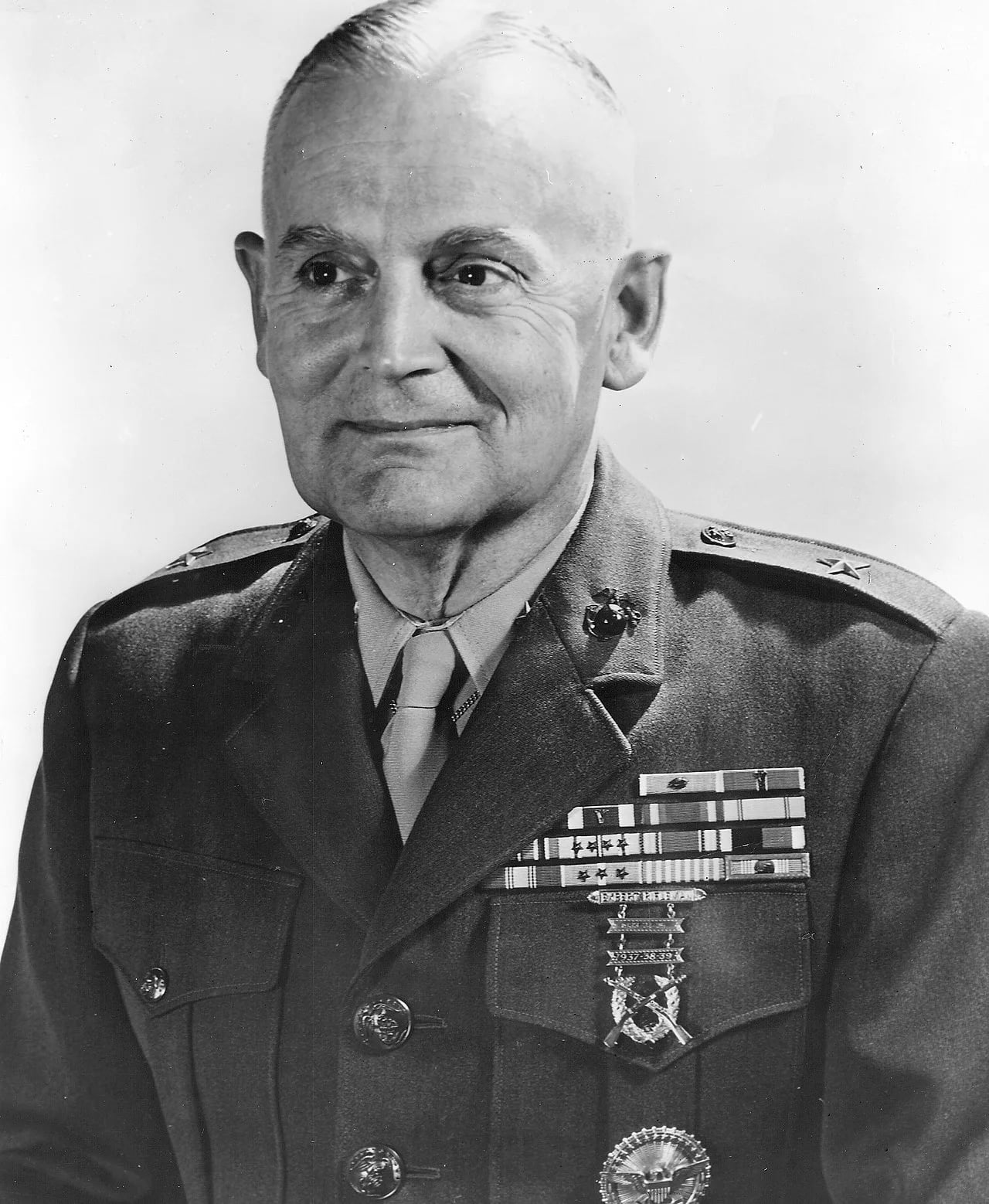 Portrait of Edward H. Forney (1909–1965) – memorial page