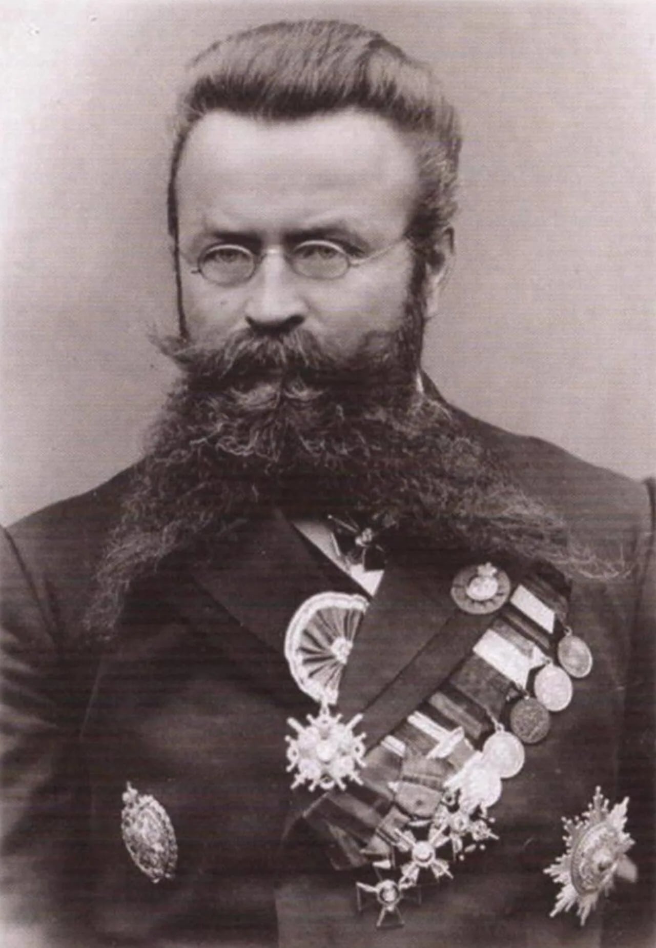 Porträt von Pavel Vasil'evič Škurkin (1868–1943) – Gedenkseite
