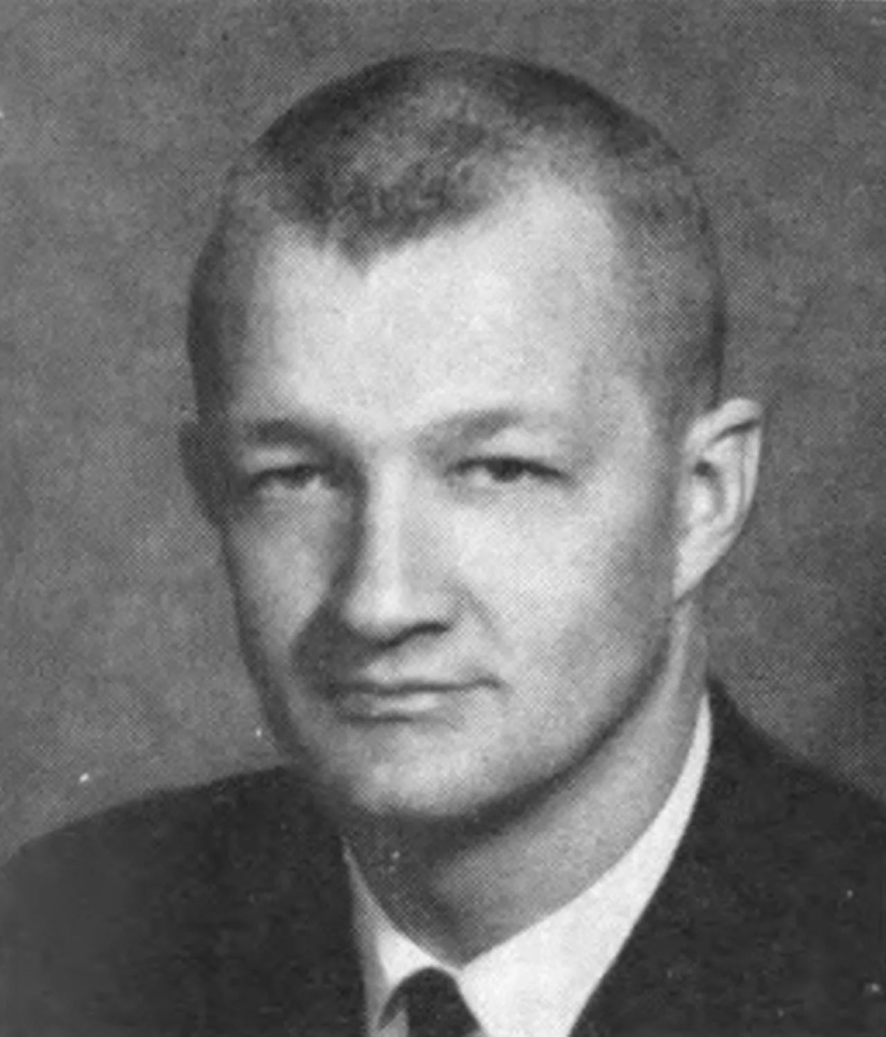 Portrait of Gale Schisler (1933–2020) – memorial page