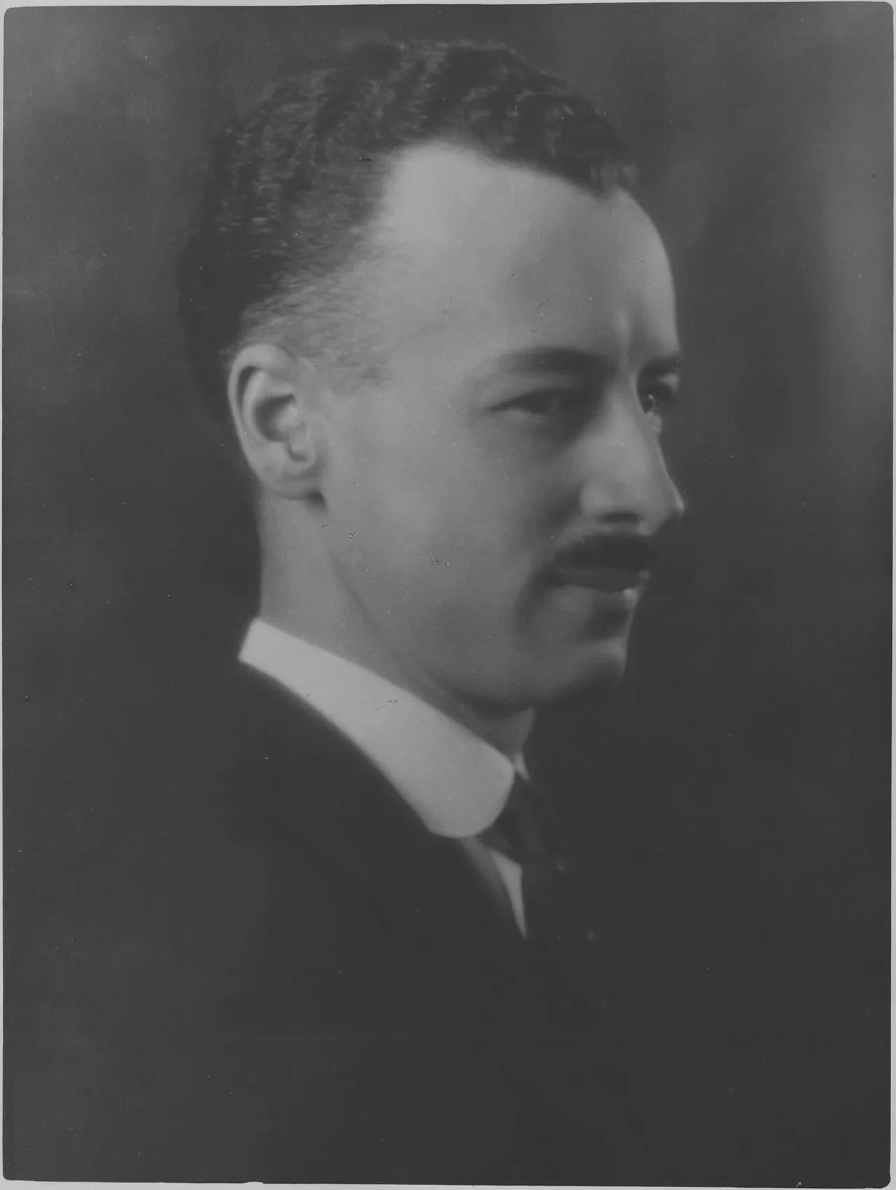 Portrait of Hal Ross Perrigard (1891–1960) – memorial page