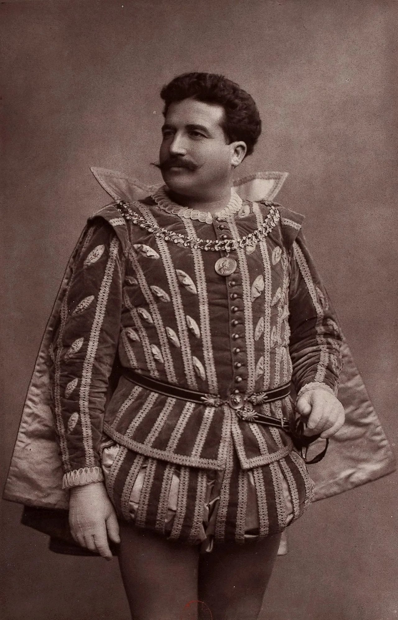 Portrait of Henri Sellier (1848–1899) – memorial page
