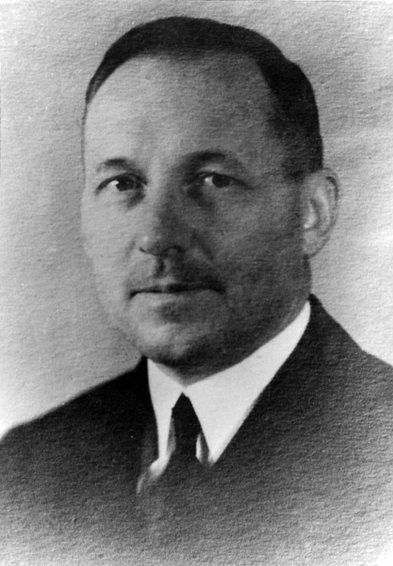 Portrait of Mervyn Sharp Bennion (1887–1941) – memorial page