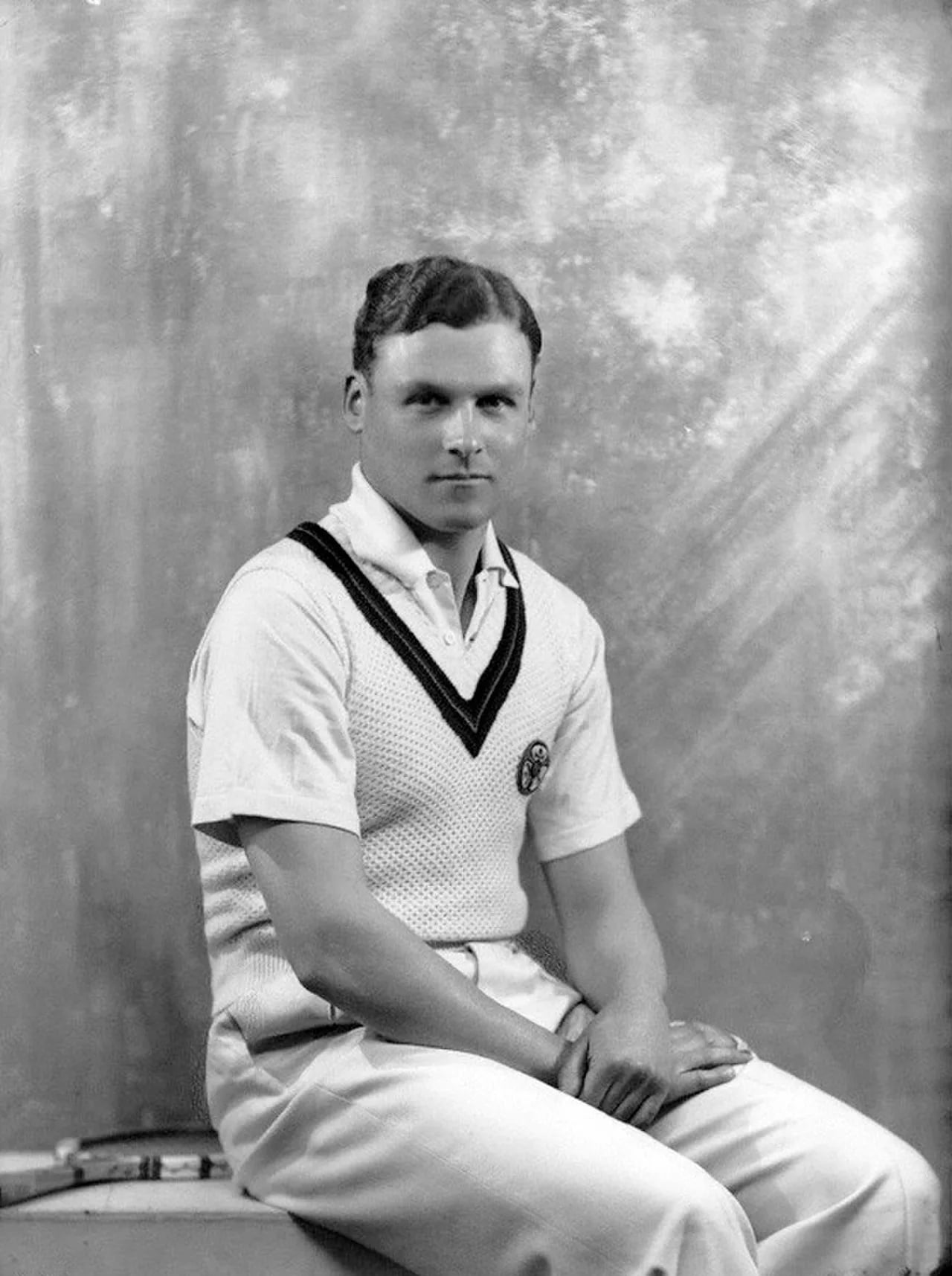 Portrait of Raymond Tuckey (1910–2005) – memorial page