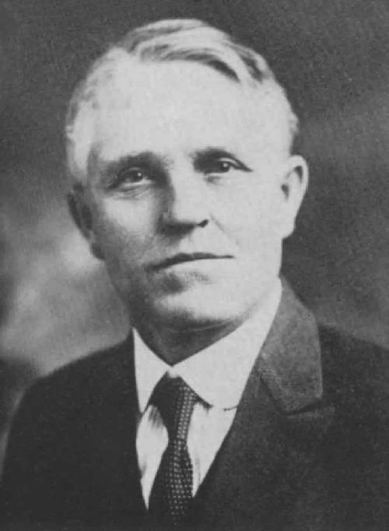 Portrait of Gaskell Romney (1871–1955) – memorial page