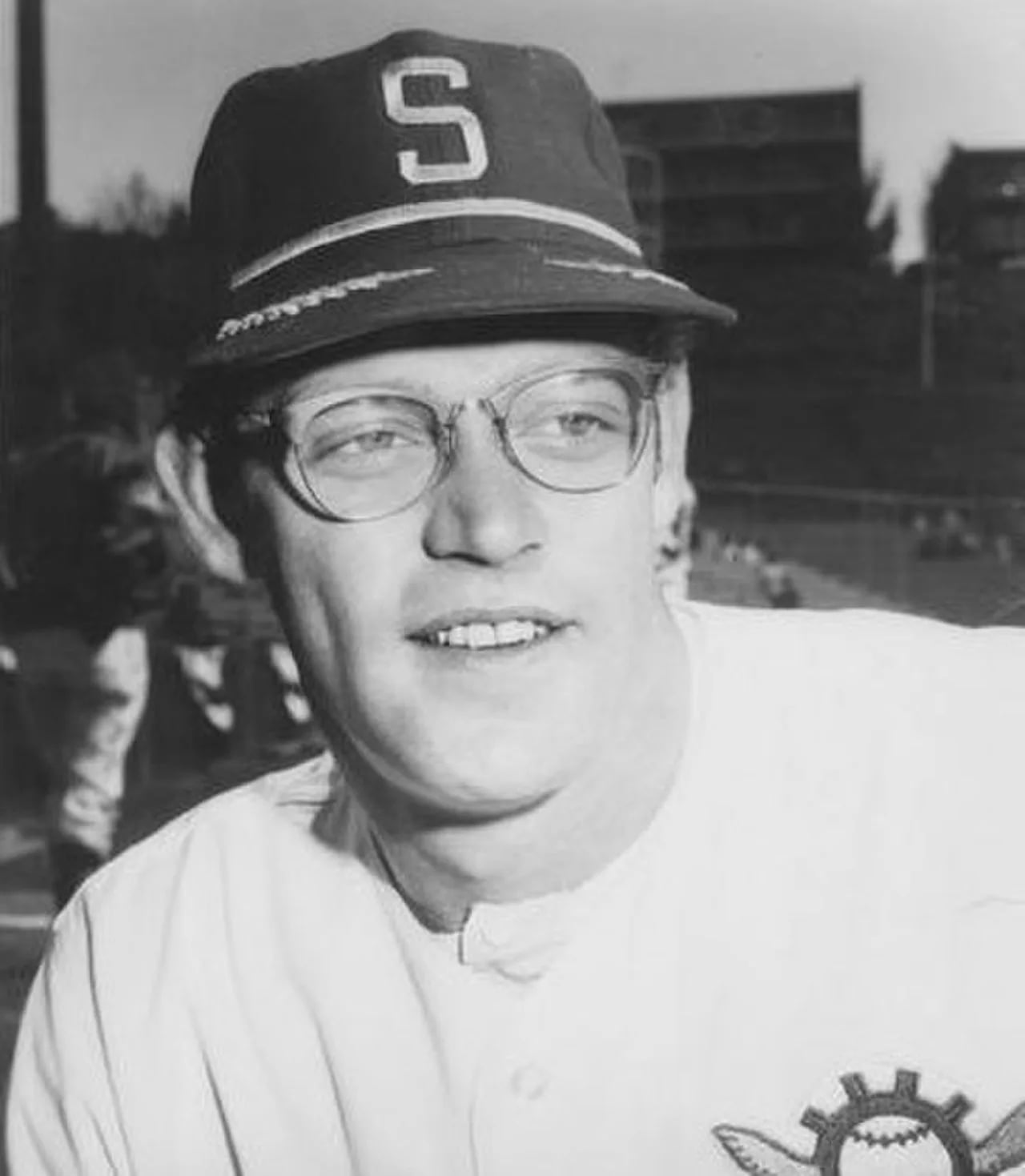 Portrait of Gene Brabender (1941–1996) – memorial page
