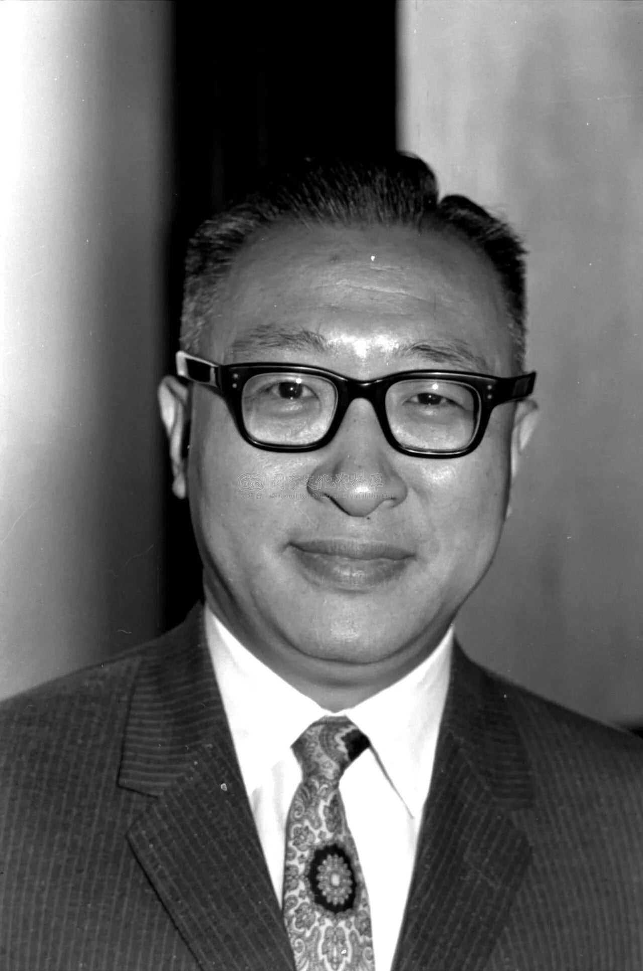 Portrait of Gene Loh (1924–2016) – memorial page