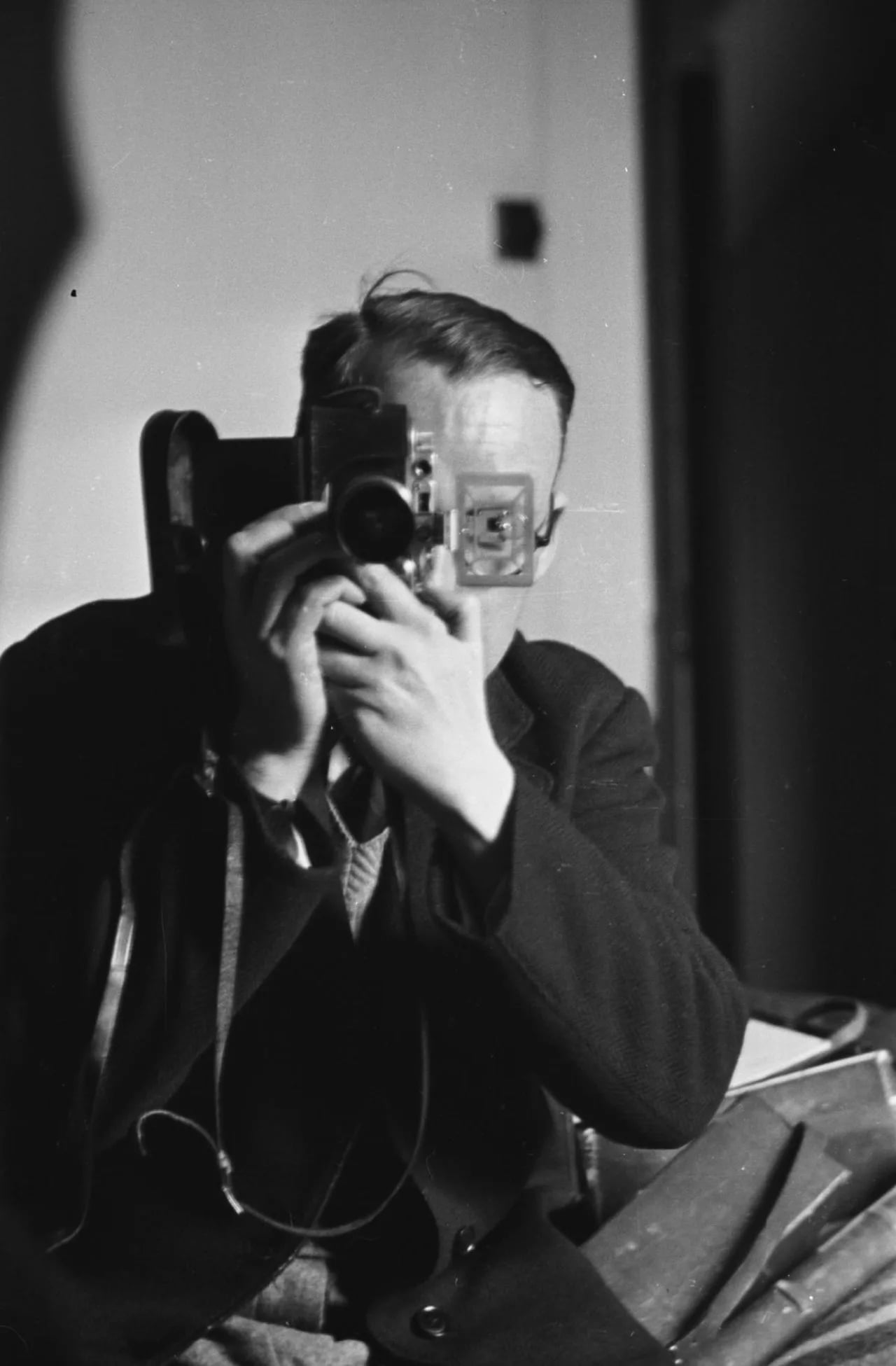 Porträt von Geoff Charles (1909–2002) – Gedenkseite