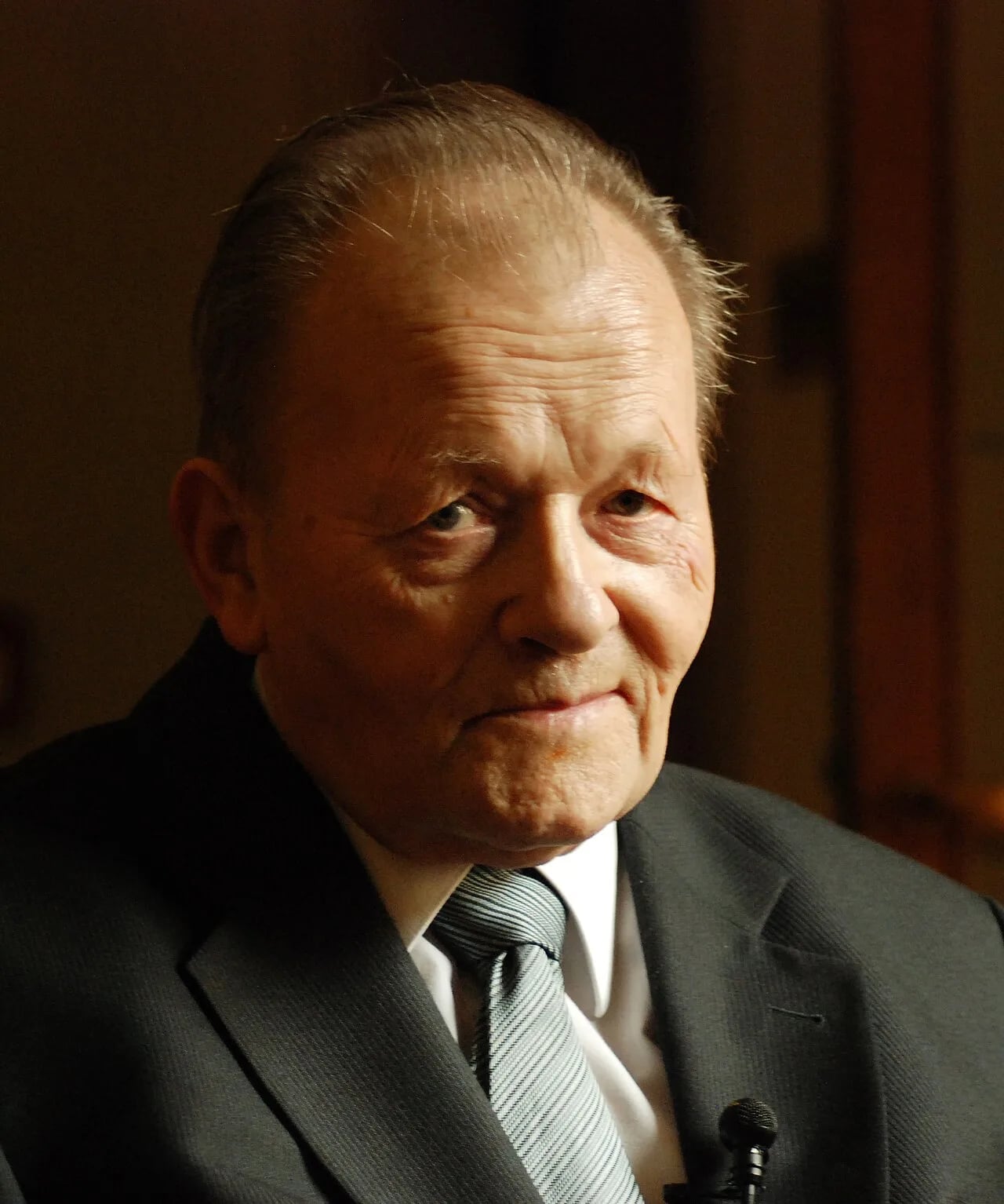 Porträt von Antonín Holý (1936–2012) – Gedenkseite