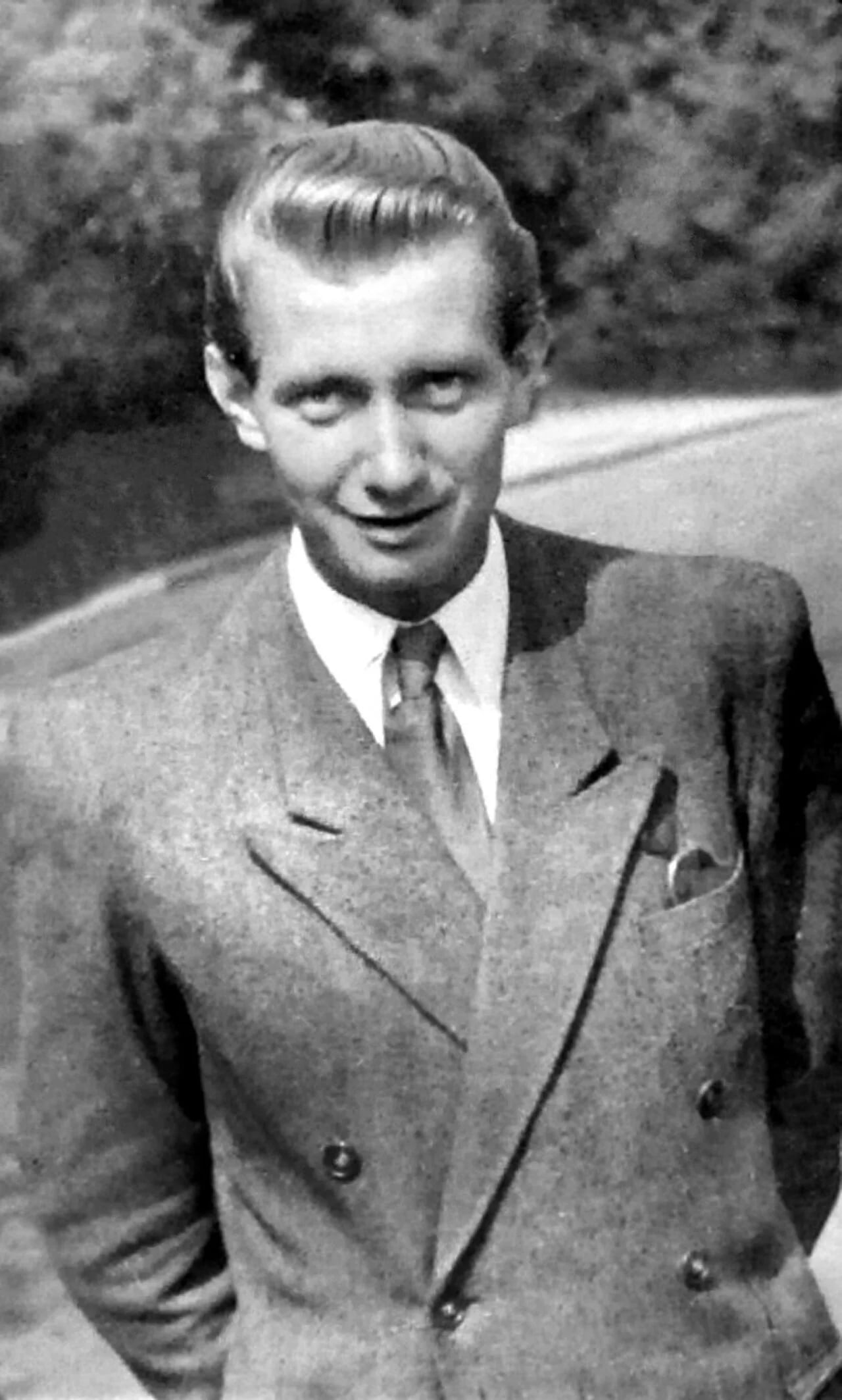Porträt von Vladimír Blažka (1920–1945) – Gedenkseite