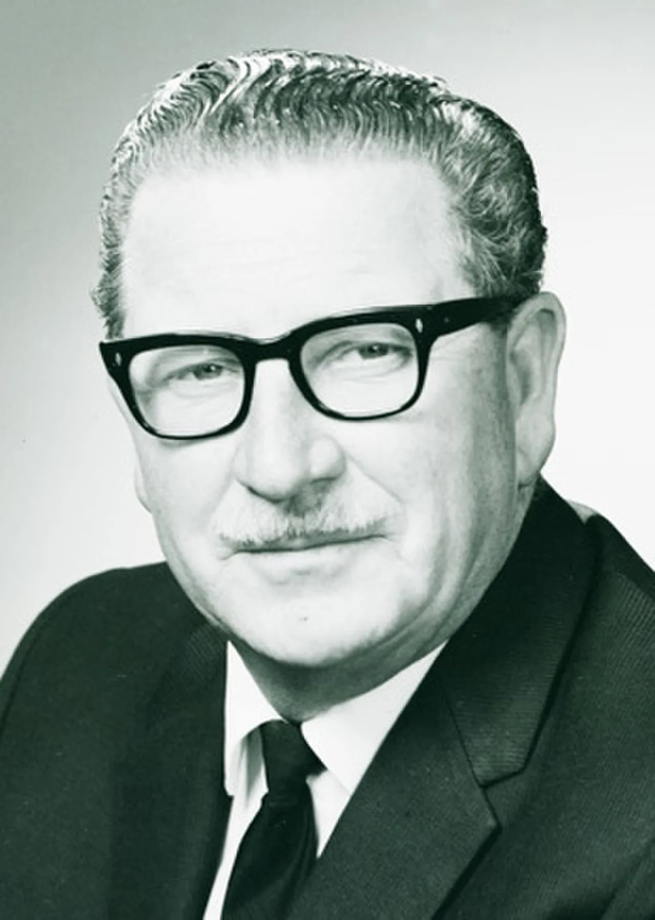 Porträt von George Branson (1918–1999) – Gedenkseite
