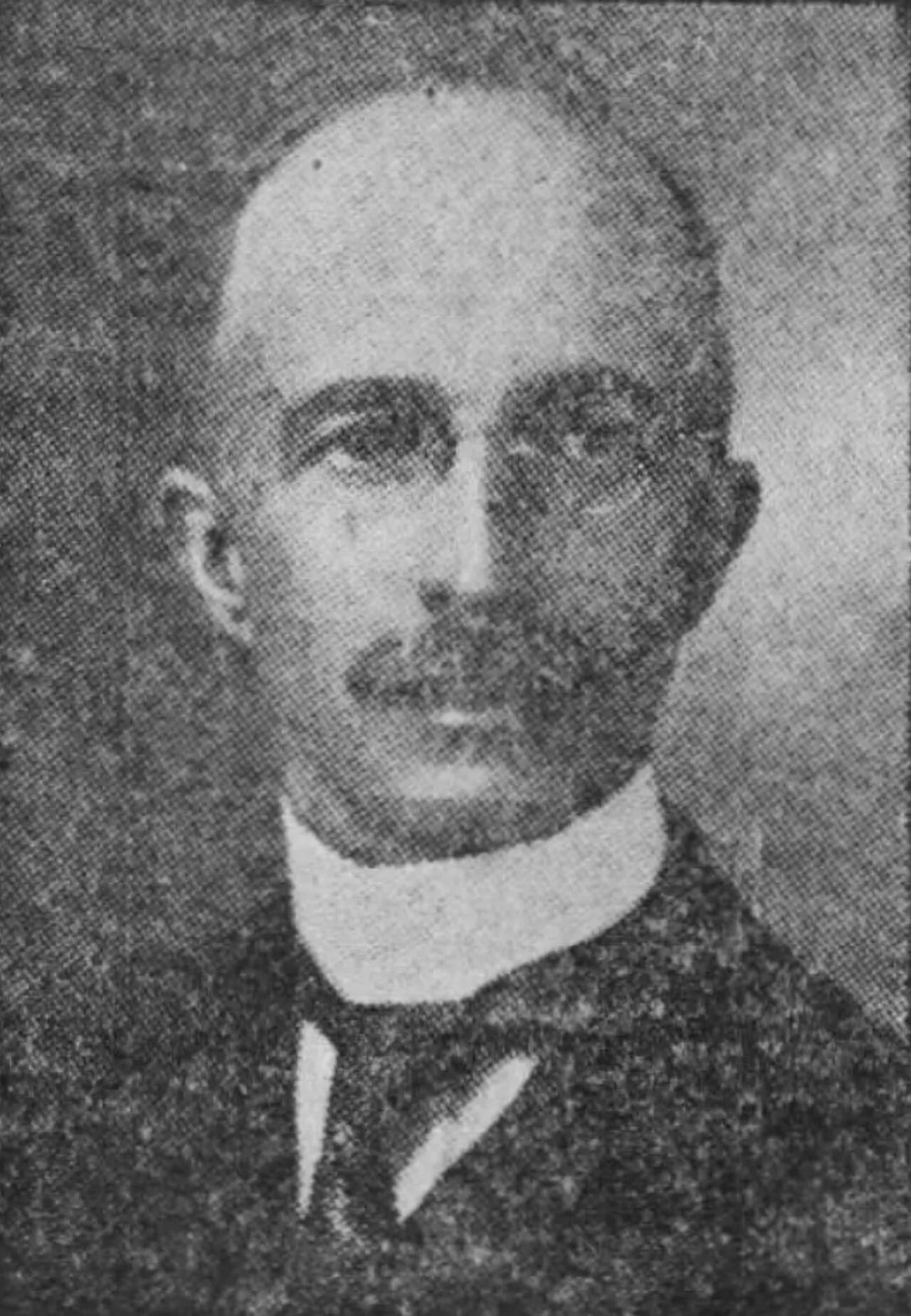 Porträt von George E. Hinman (1870–1961) – Gedenkseite