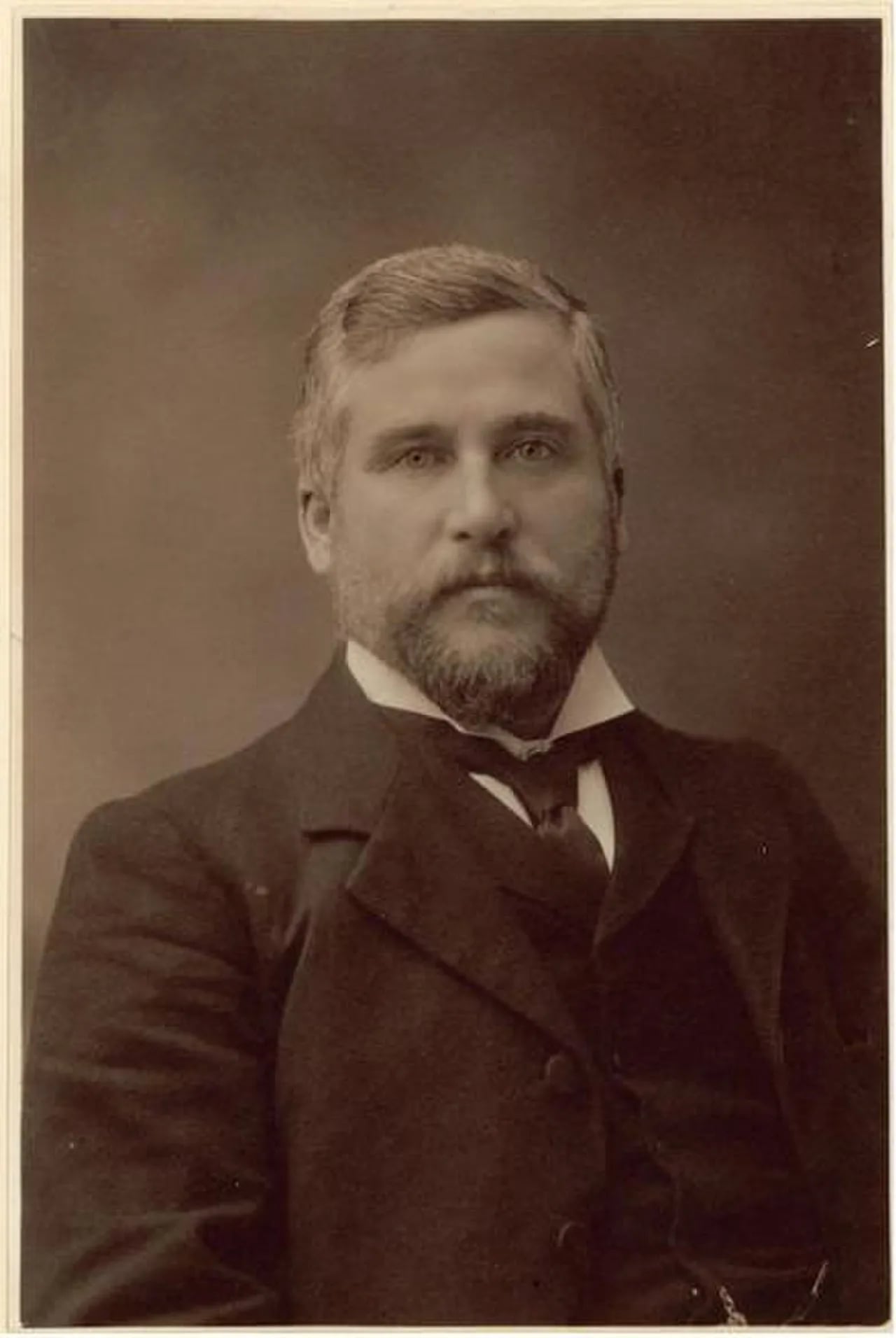 Porträt von George Edwards (1855–1911) – Gedenkseite