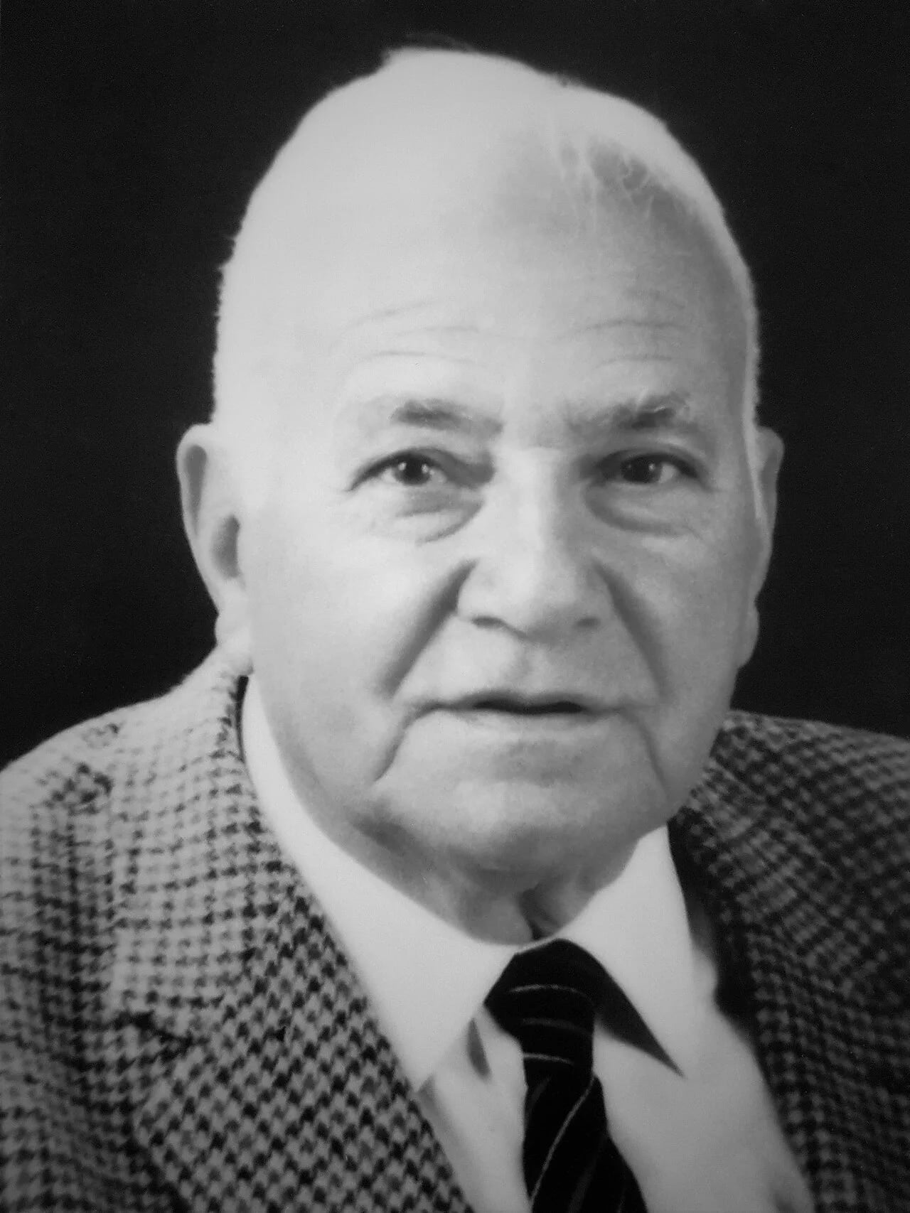 Portrait of Ali Akilah (1910–2011) – memorial page