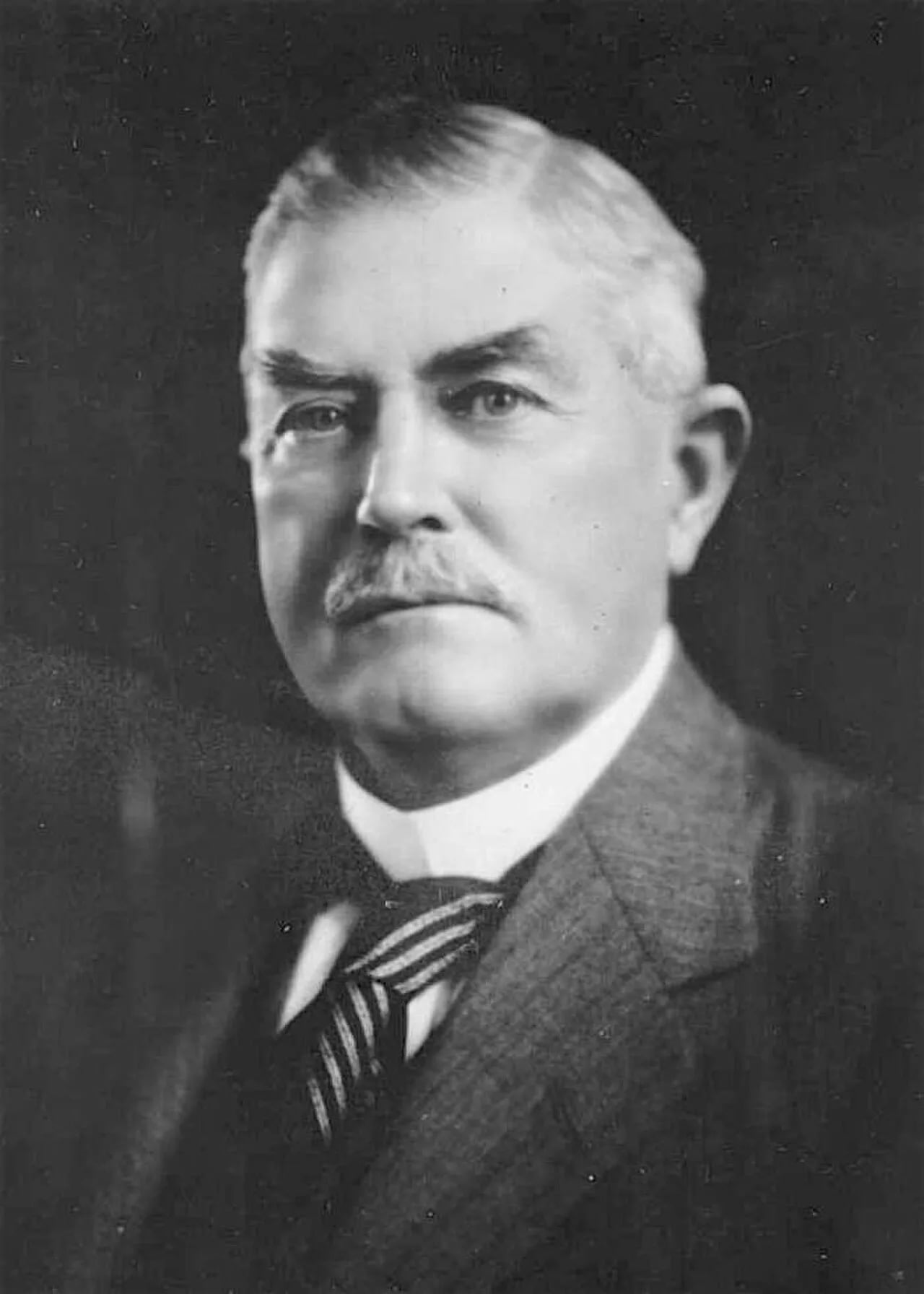 Porträt von George Fuller (1861–1940) – Gedenkseite