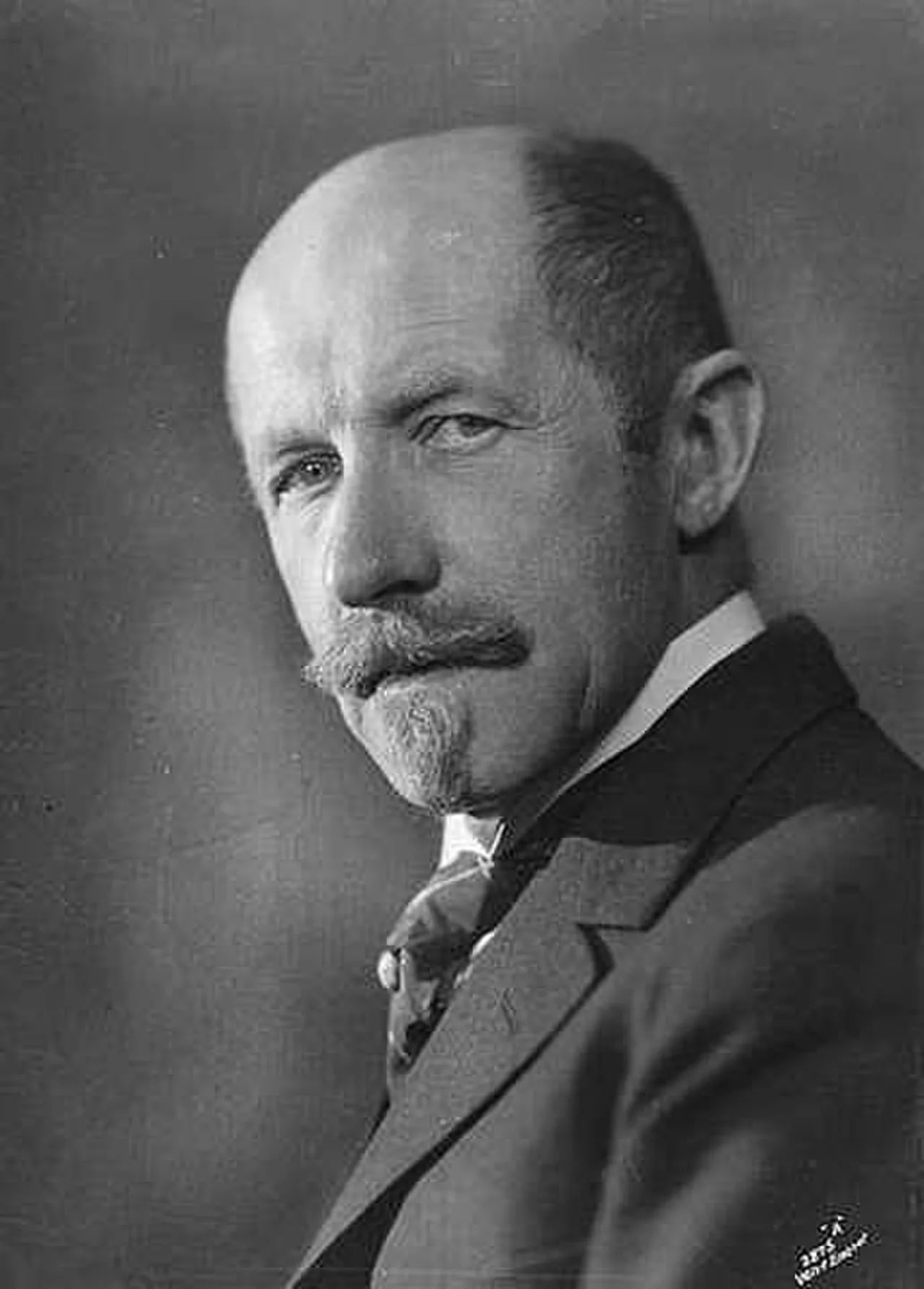 Portrait of Johan Bojer (1872–1959) – memorial page