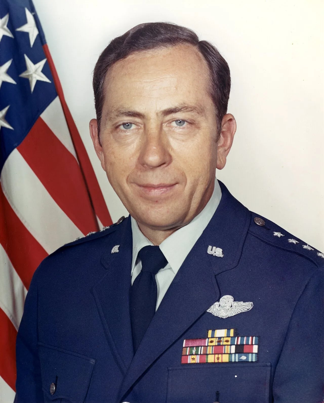 Portrait of George J. Eade (1921–2018) – memorial page