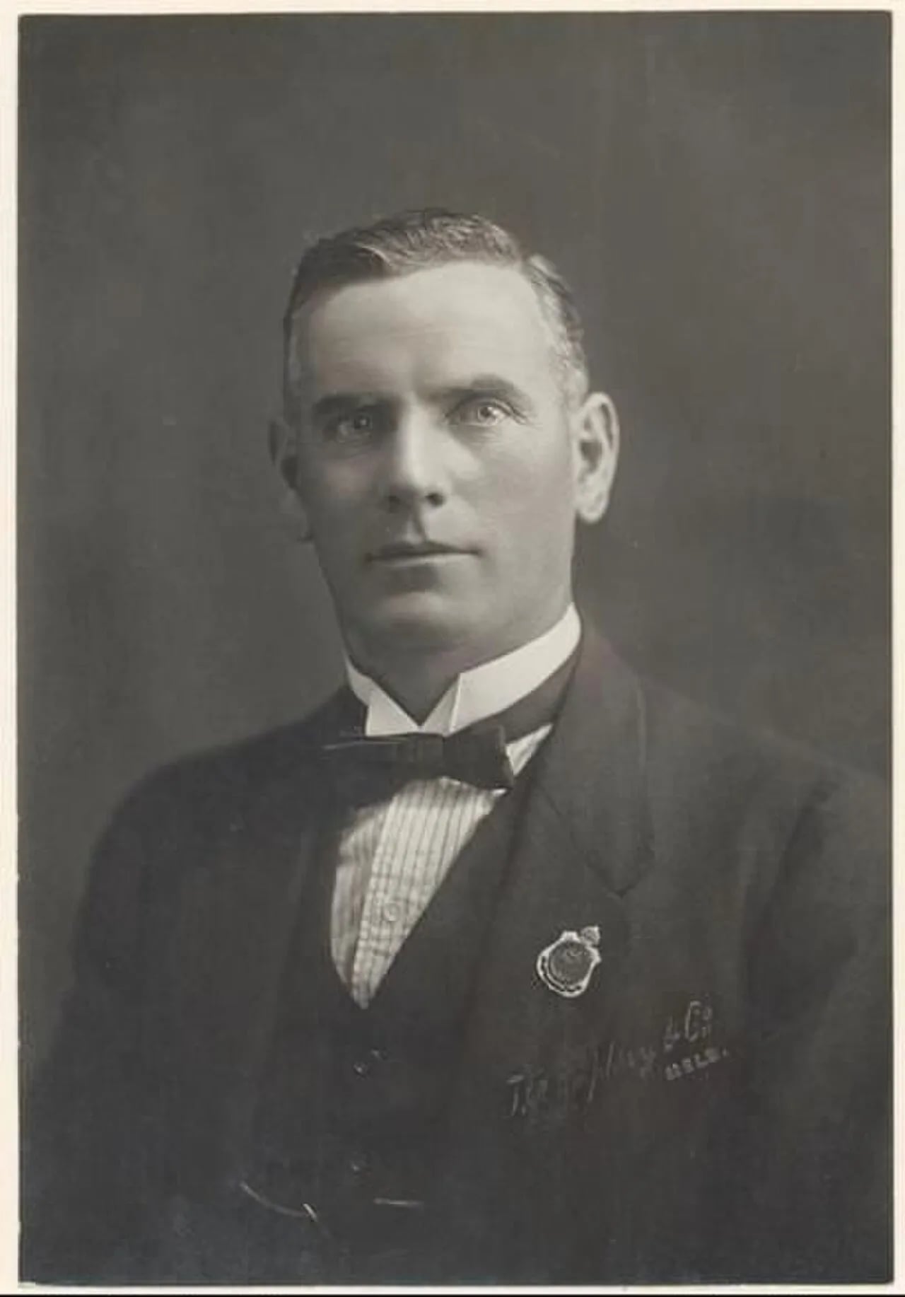 Portrait of George John Bell (1872–1944) – memorial page